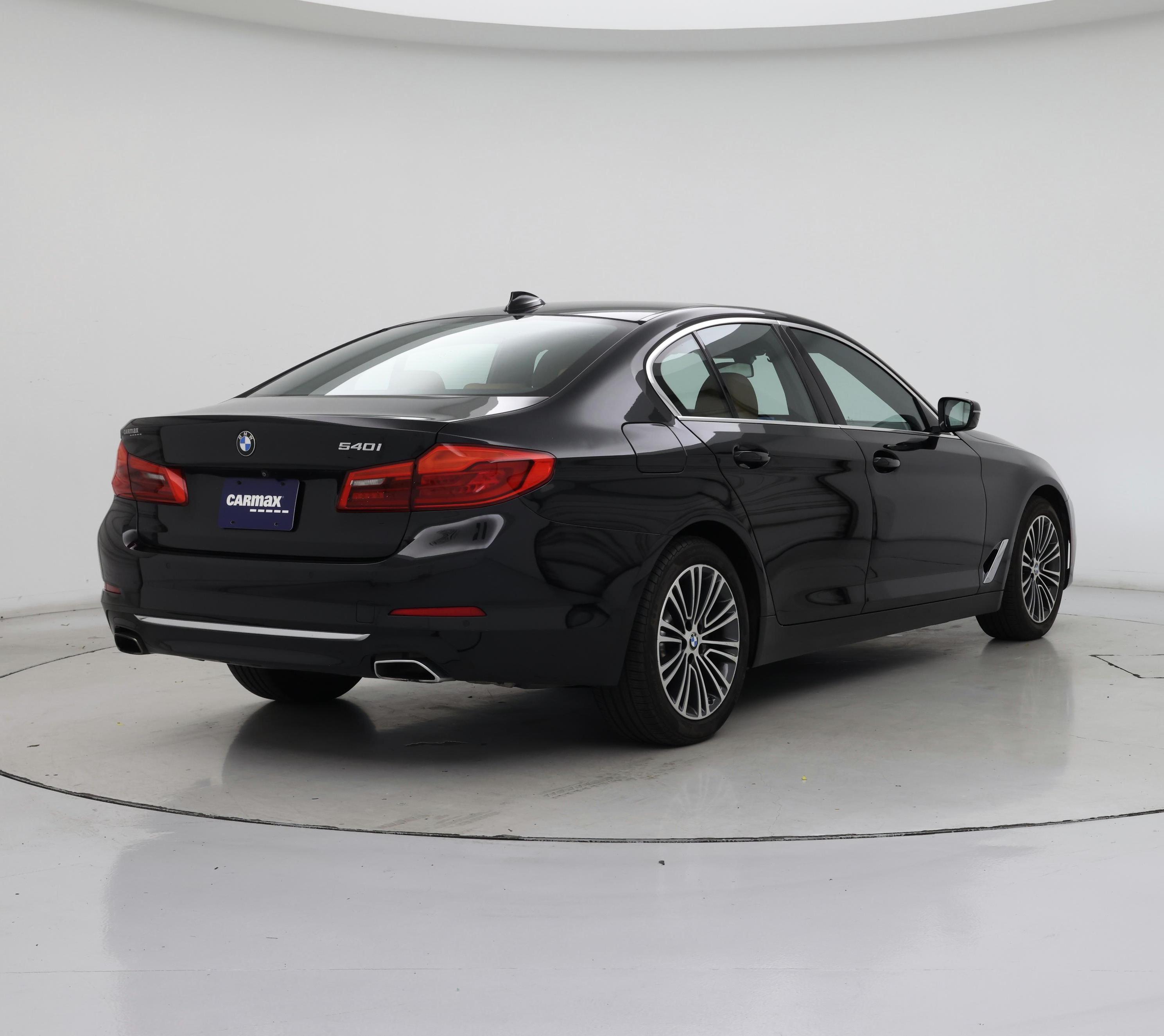 Thumbnail: 2019 BMW 5 Series - 8