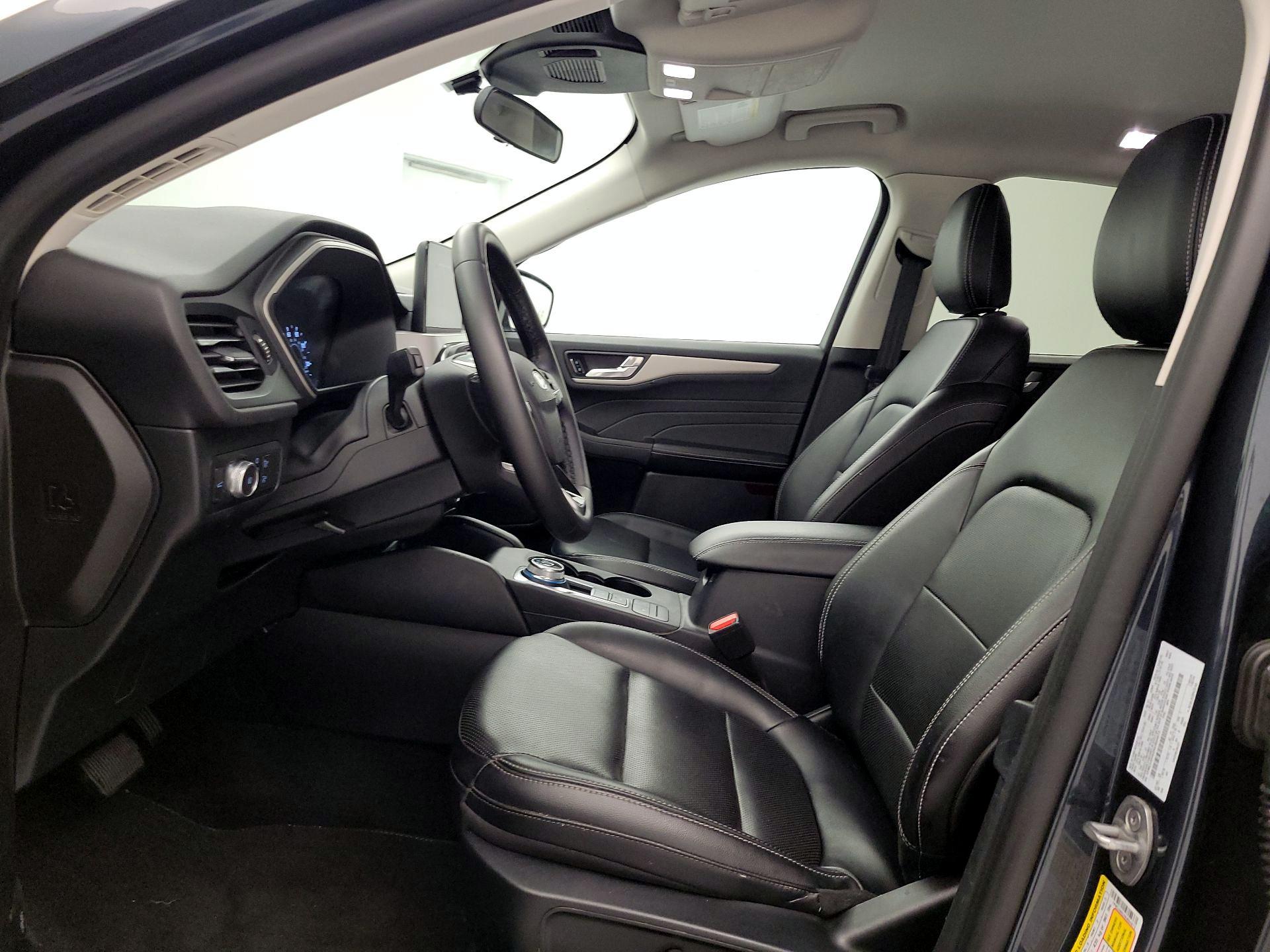 Thumbnail: 2022 Ford Escape - 11