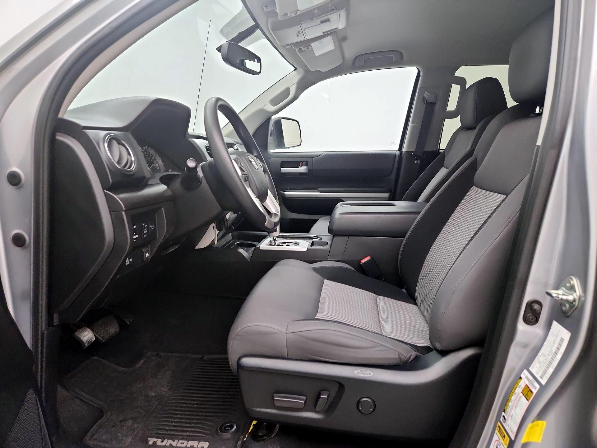 Thumbnail: 2016 Toyota Tundra - 11