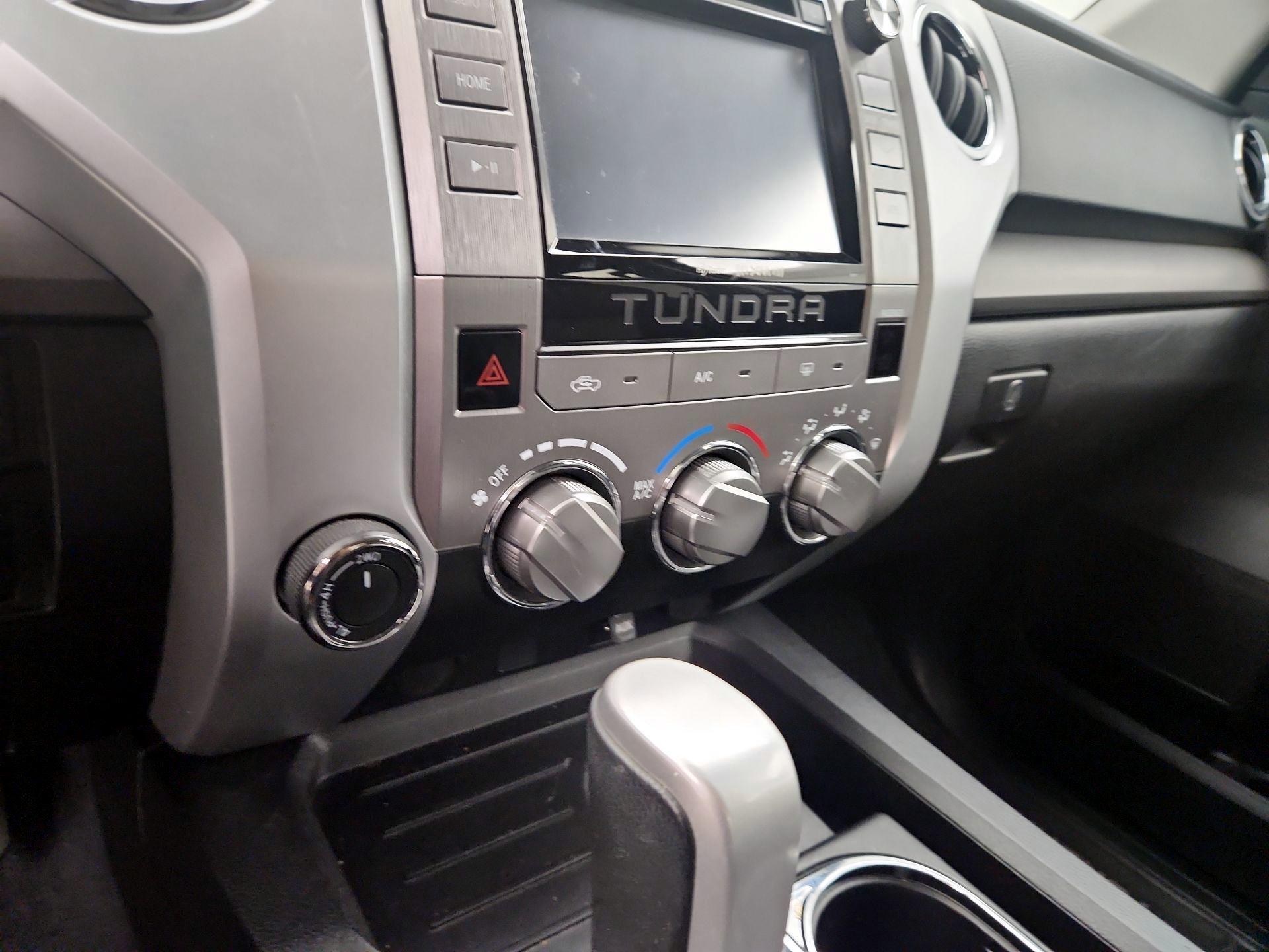 Thumbnail: 2016 Toyota Tundra - 16
