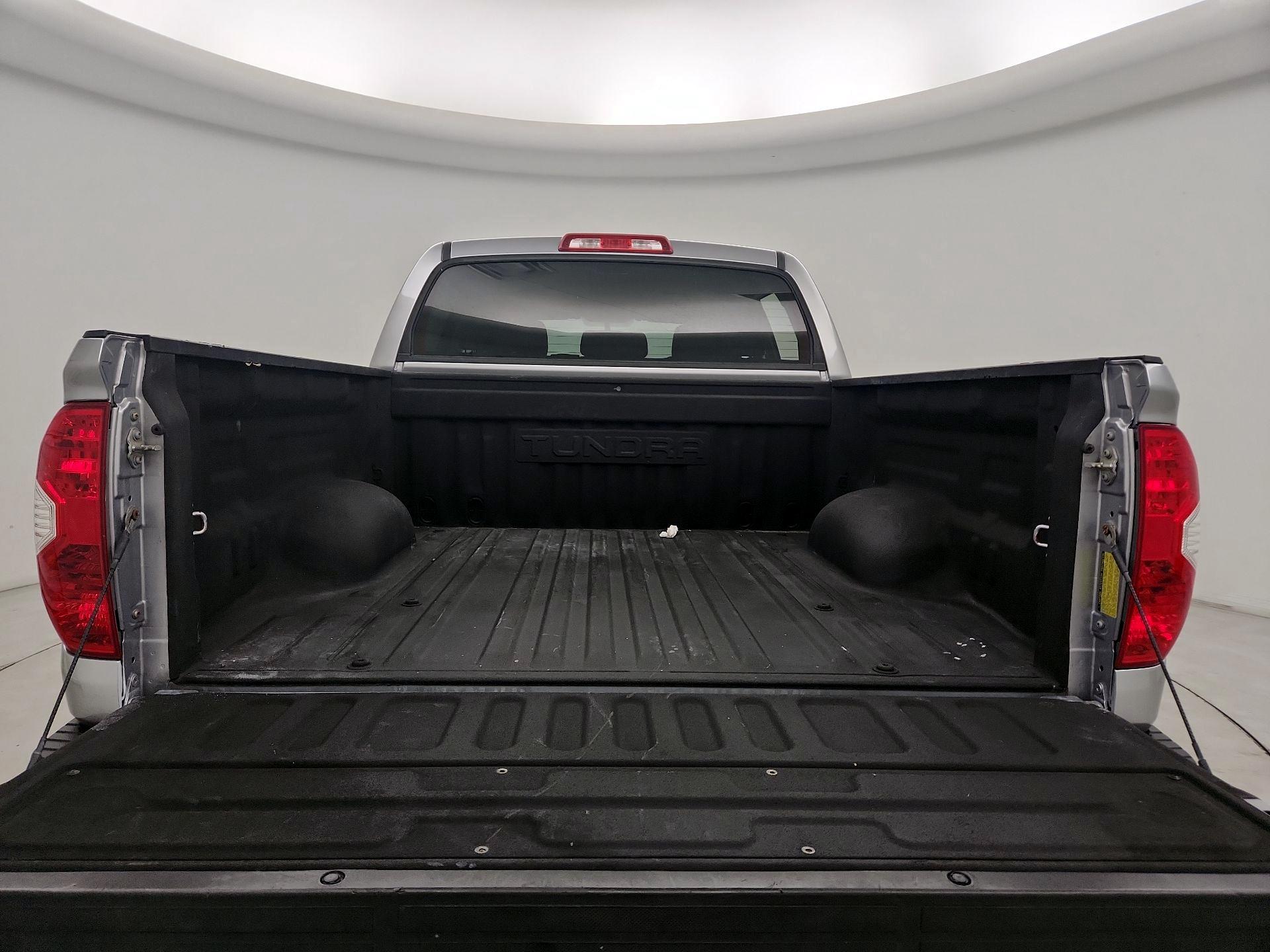 Thumbnail: 2016 Toyota Tundra - 20