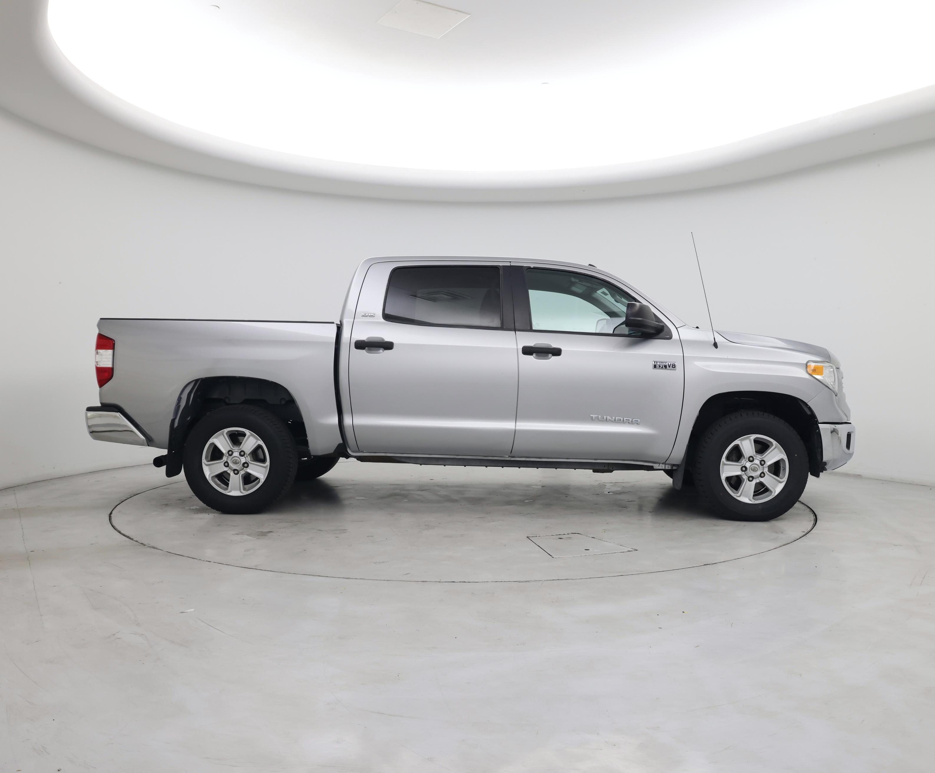 Thumbnail: 2016 Toyota Tundra - 7