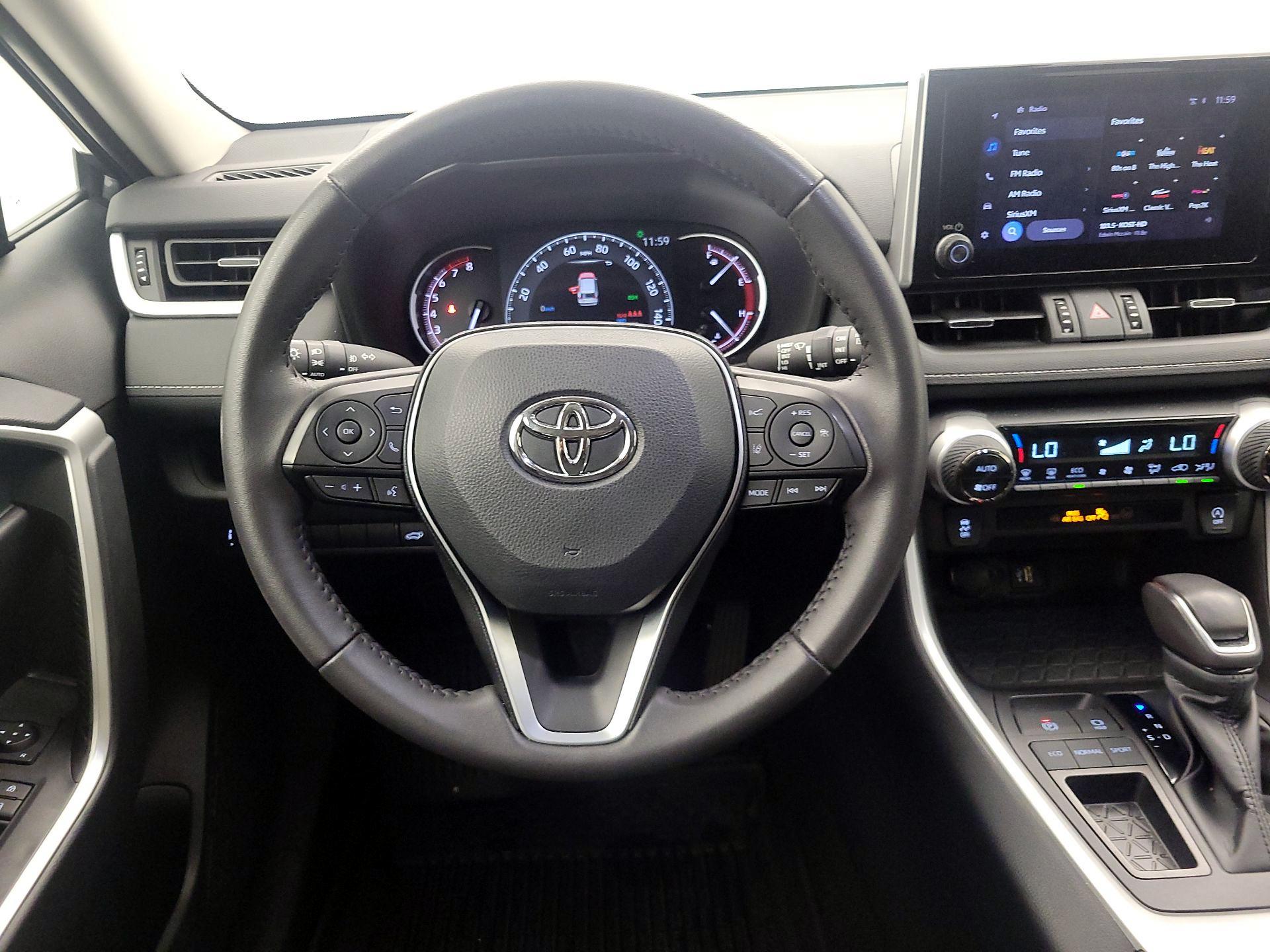 Thumbnail: 2024 Toyota RAV4 - 10