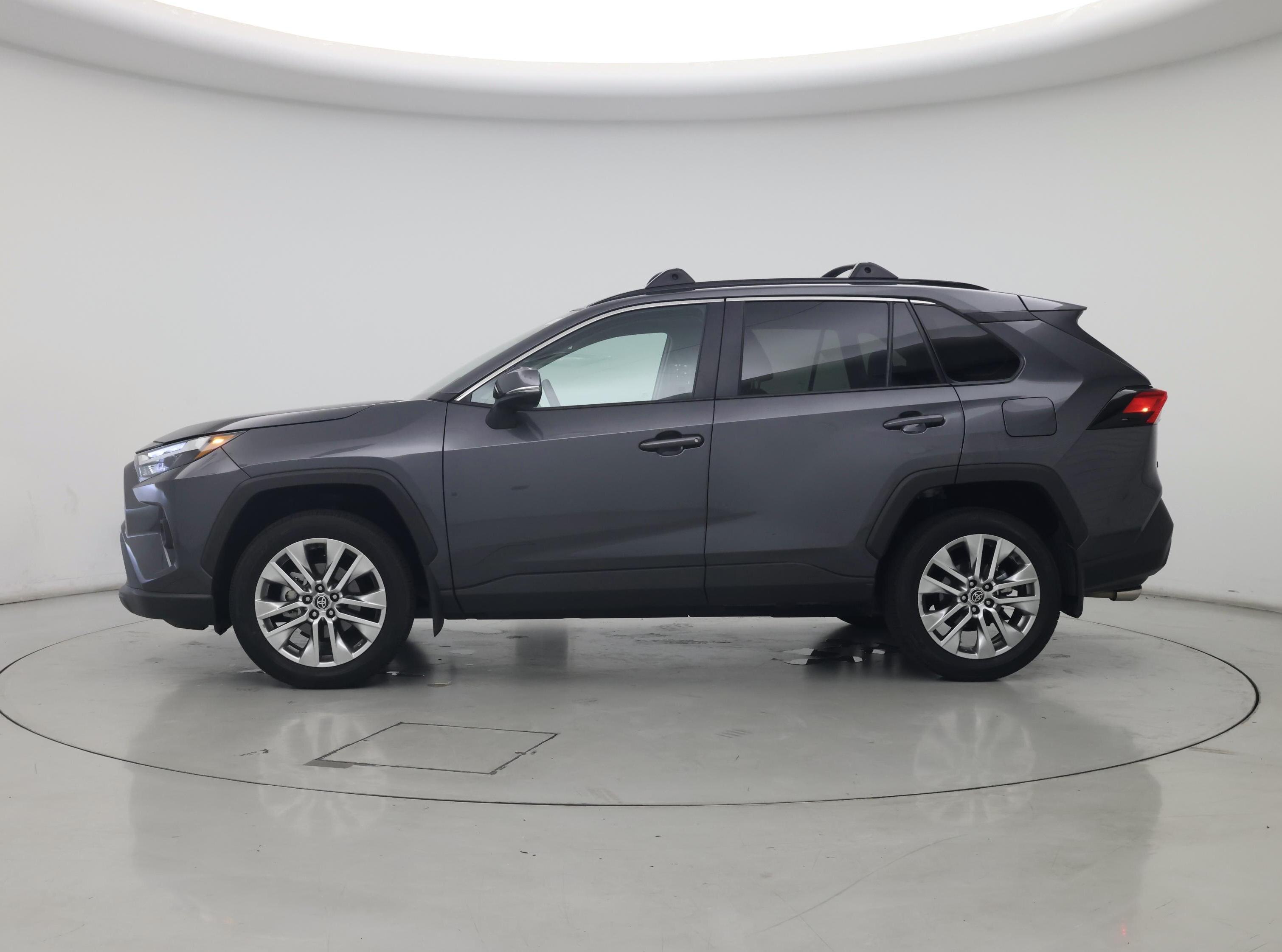 Thumbnail: 2024 Toyota RAV4 - 3