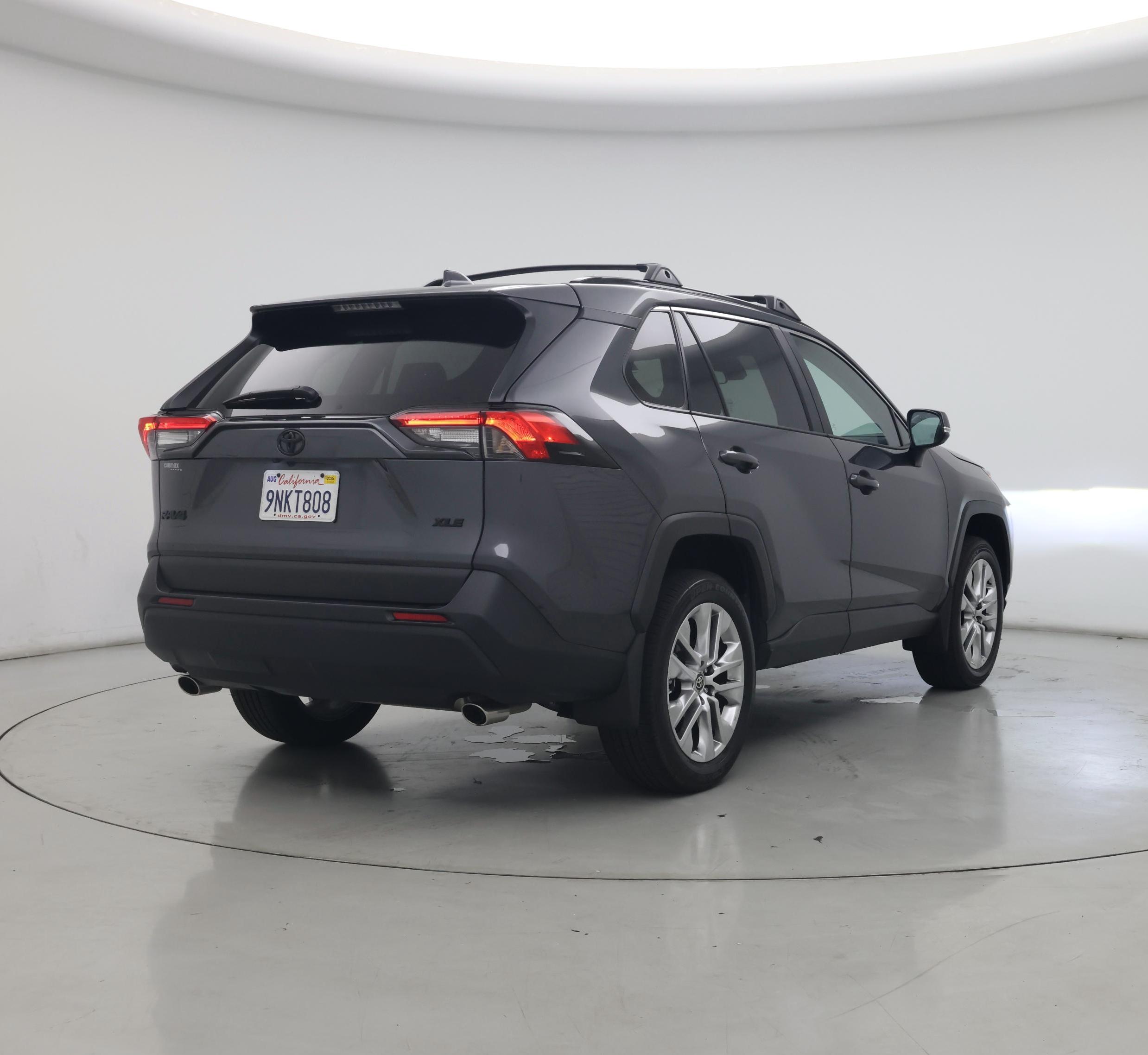Thumbnail: 2024 Toyota RAV4 - 8