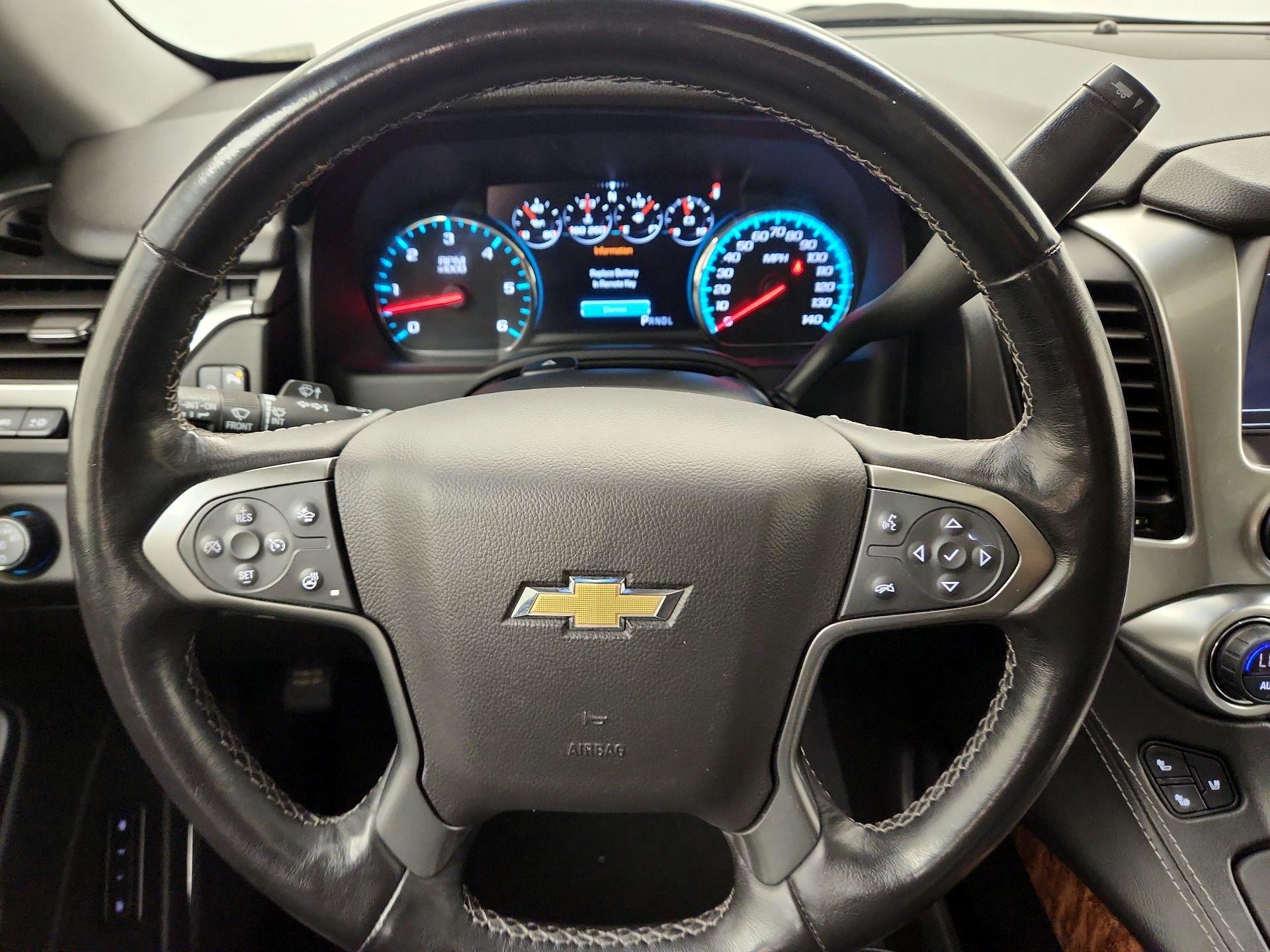 Thumbnail: 2019 Chevrolet Suburban - 10