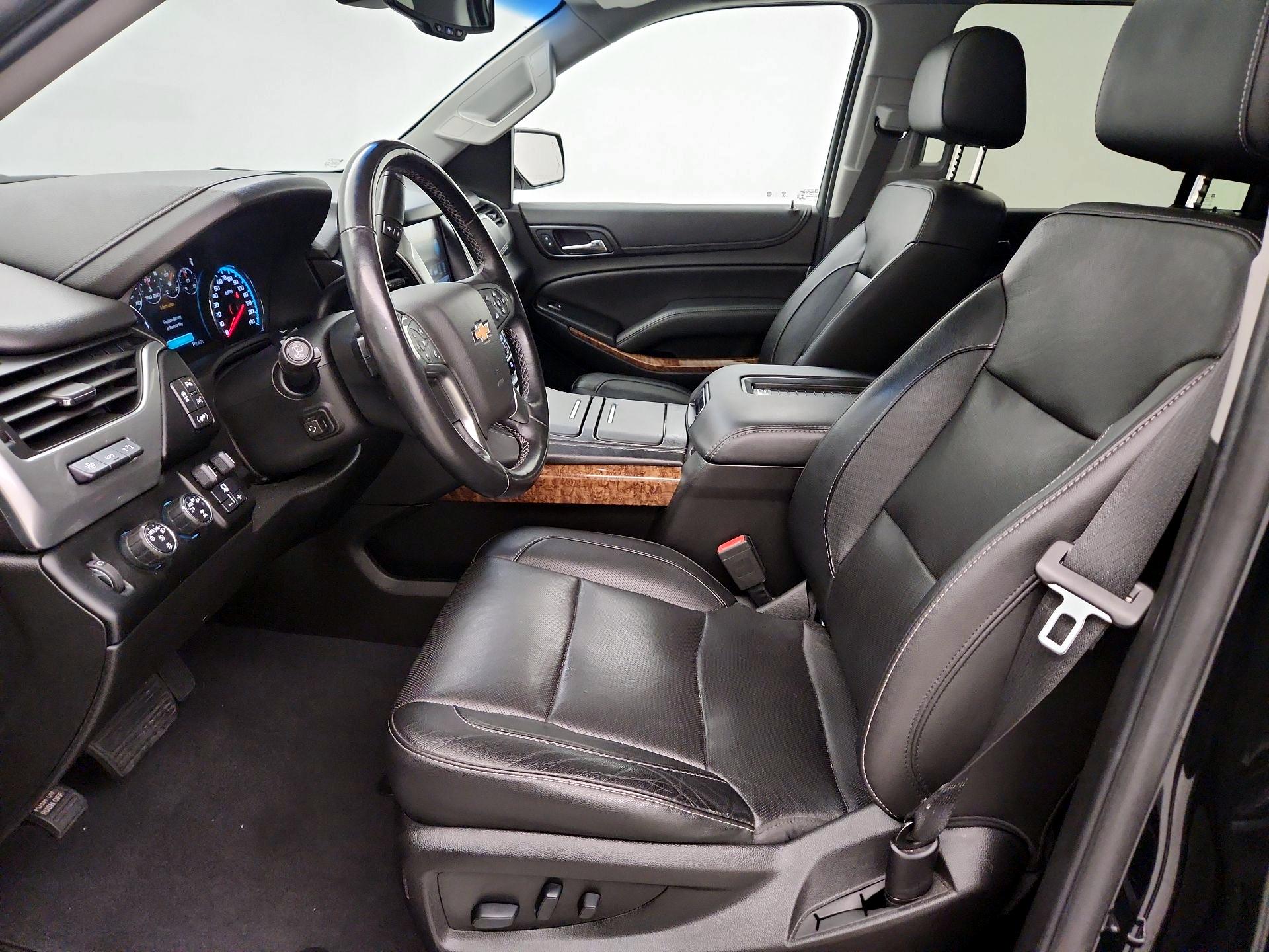 Thumbnail: 2019 Chevrolet Suburban - 11