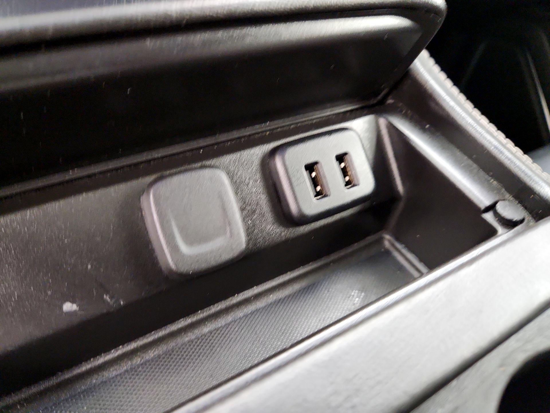 Thumbnail: 2019 Chevrolet Suburban - 19