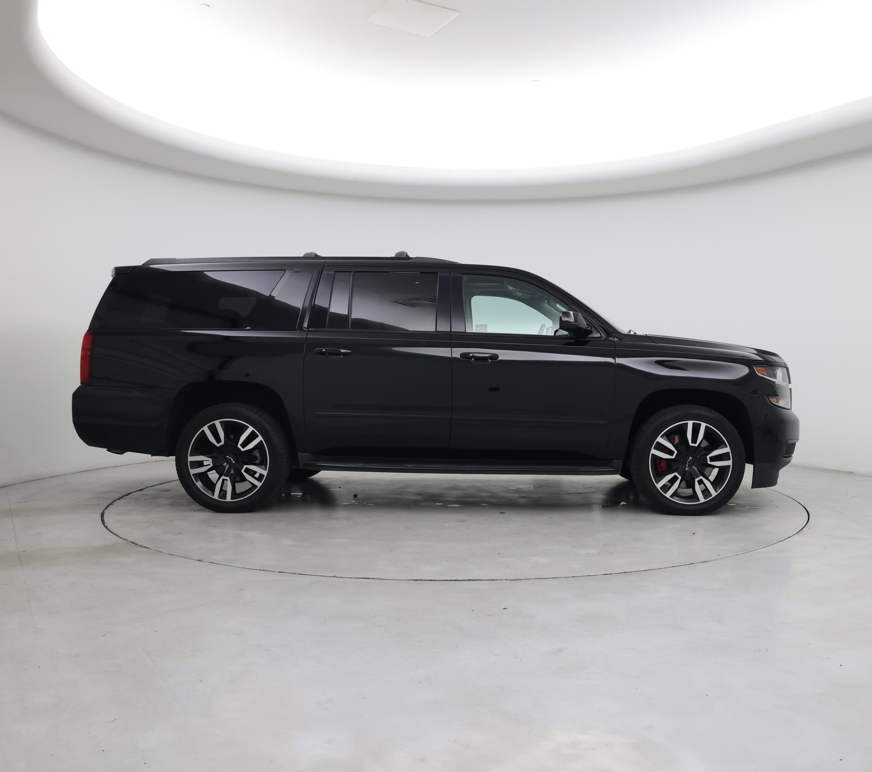 Thumbnail: 2019 Chevrolet Suburban - 7