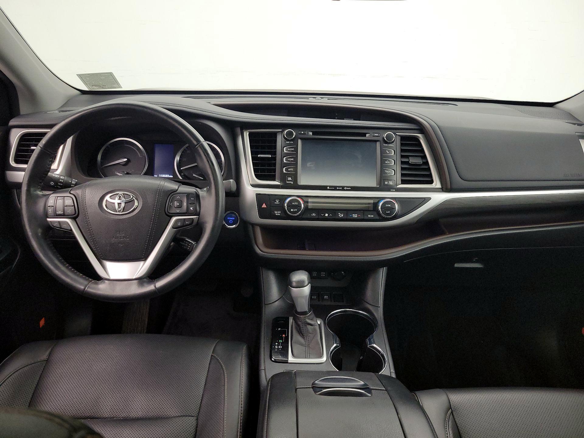 Thumbnail: 2017 Toyota Highlander - 9