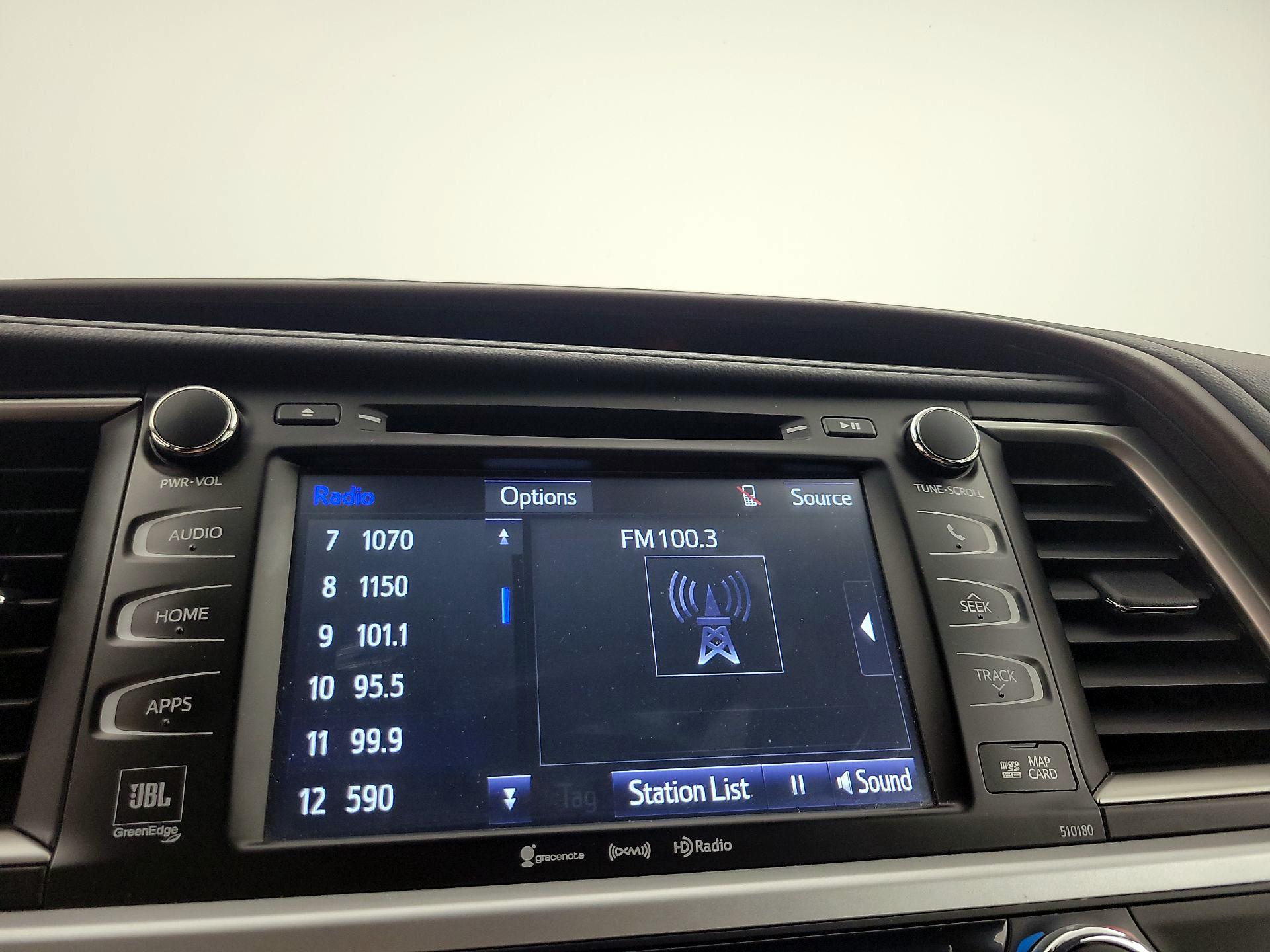 Thumbnail: 2017 Toyota Highlander - 16