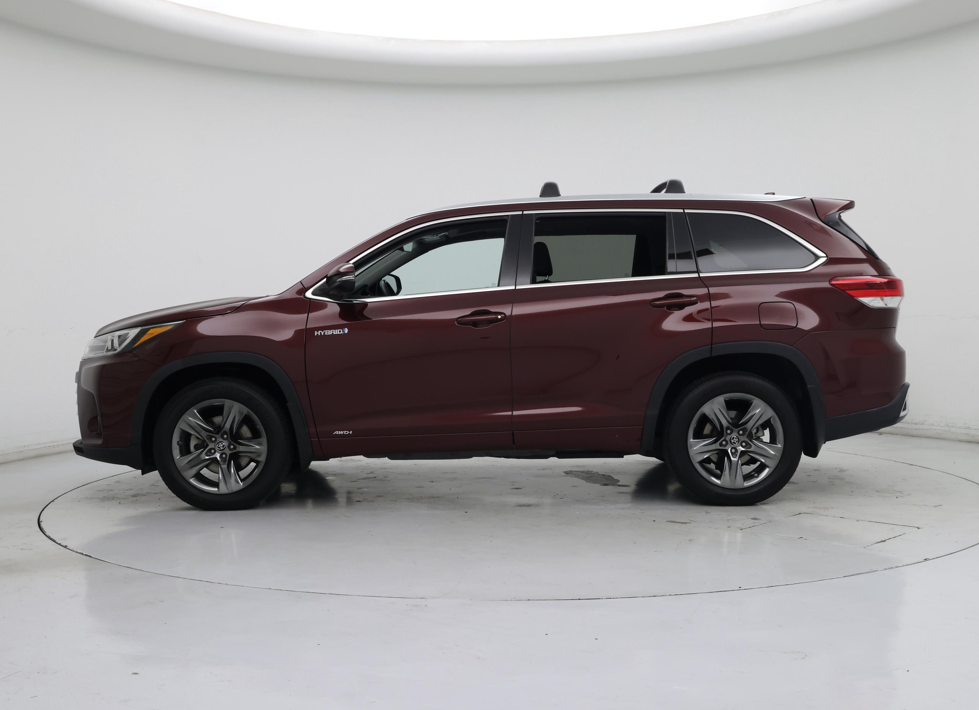 Thumbnail: 2017 Toyota Highlander - 3