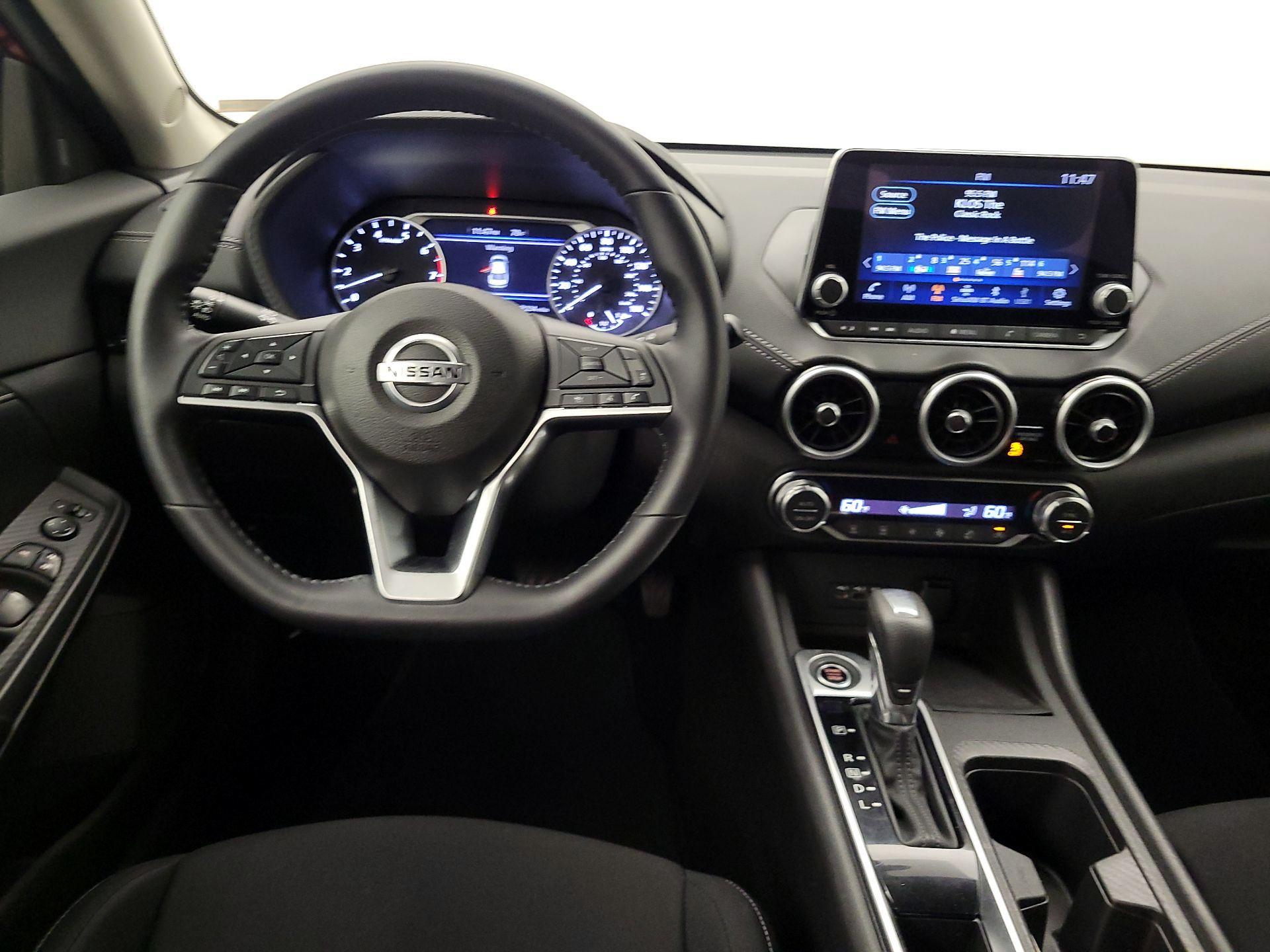 Thumbnail: 2021 Nissan Sentra - 10