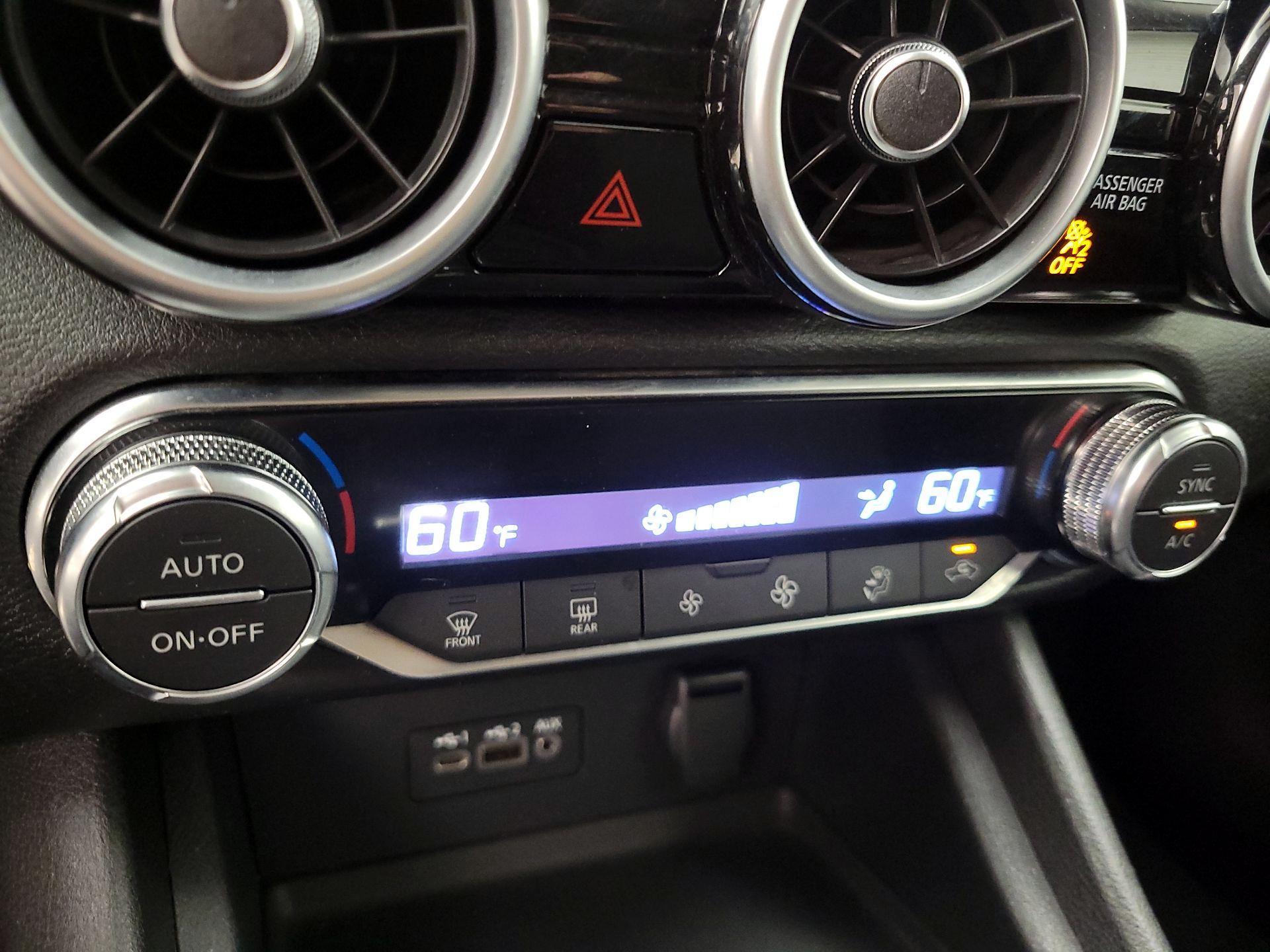Thumbnail: 2021 Nissan Sentra - 16