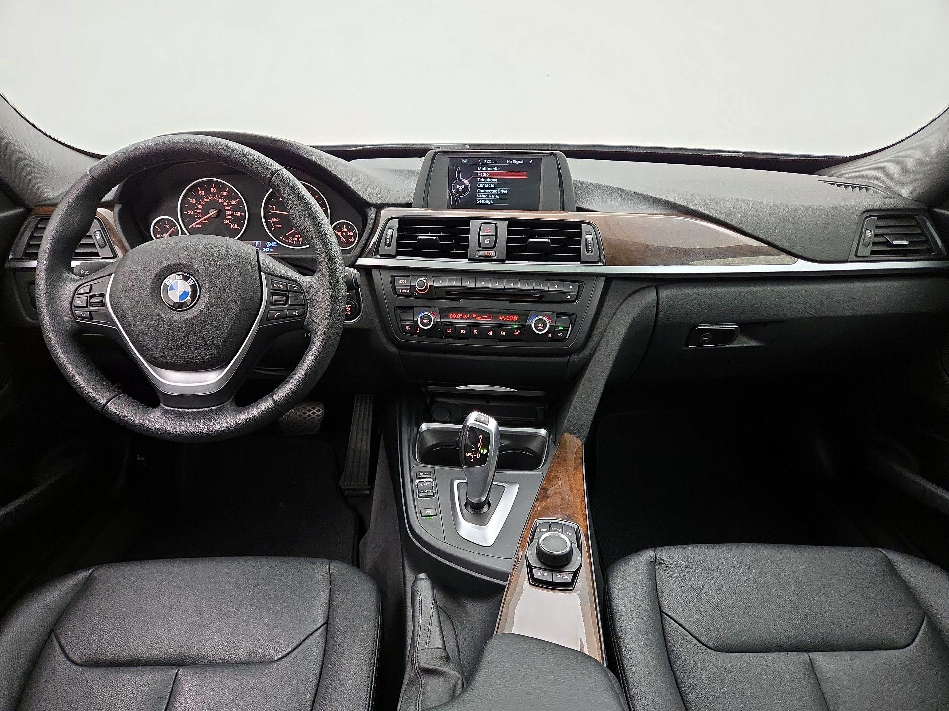Thumbnail: 2015 BMW 3 Series - 9