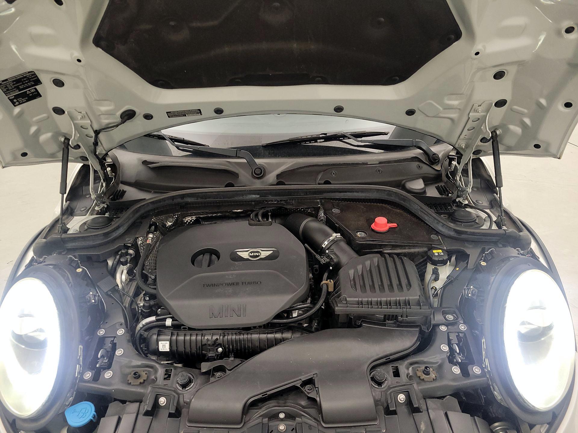 Thumbnail: 2016 MINI Cooper Hardtop - 20