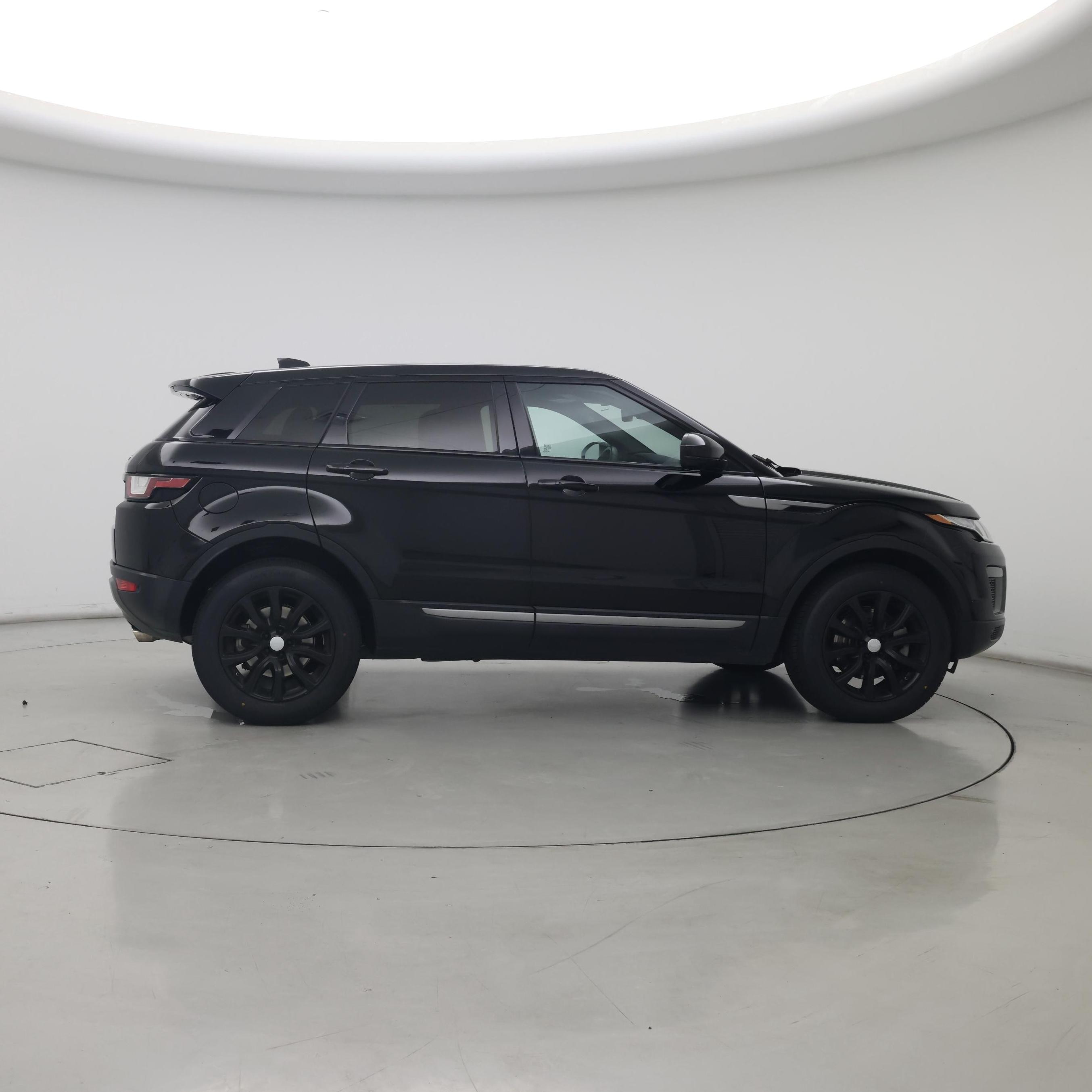 Thumbnail: 2017 Land Rover Range Rover Evoque - 7