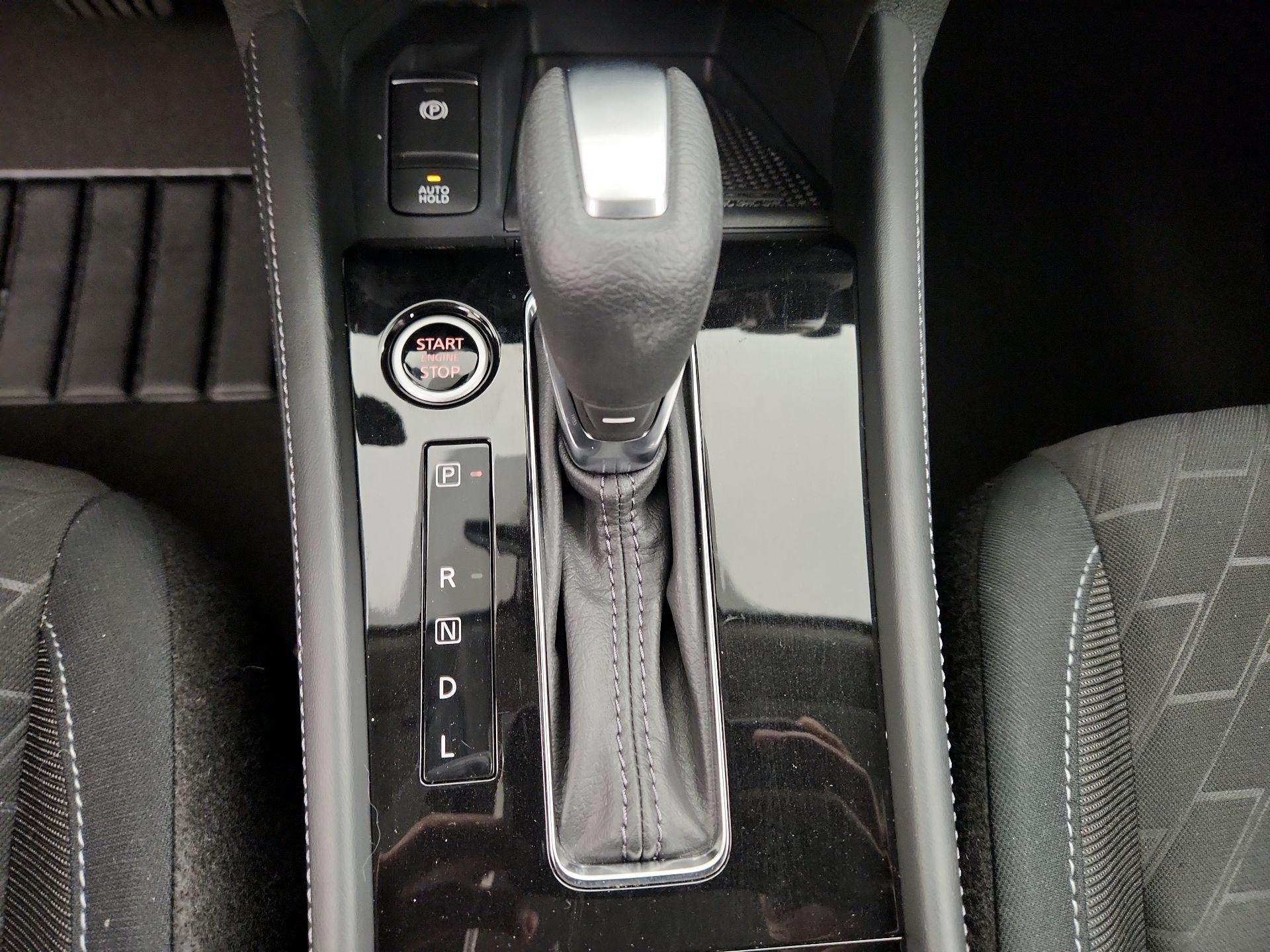Thumbnail: 2024 Nissan Kicks - 16