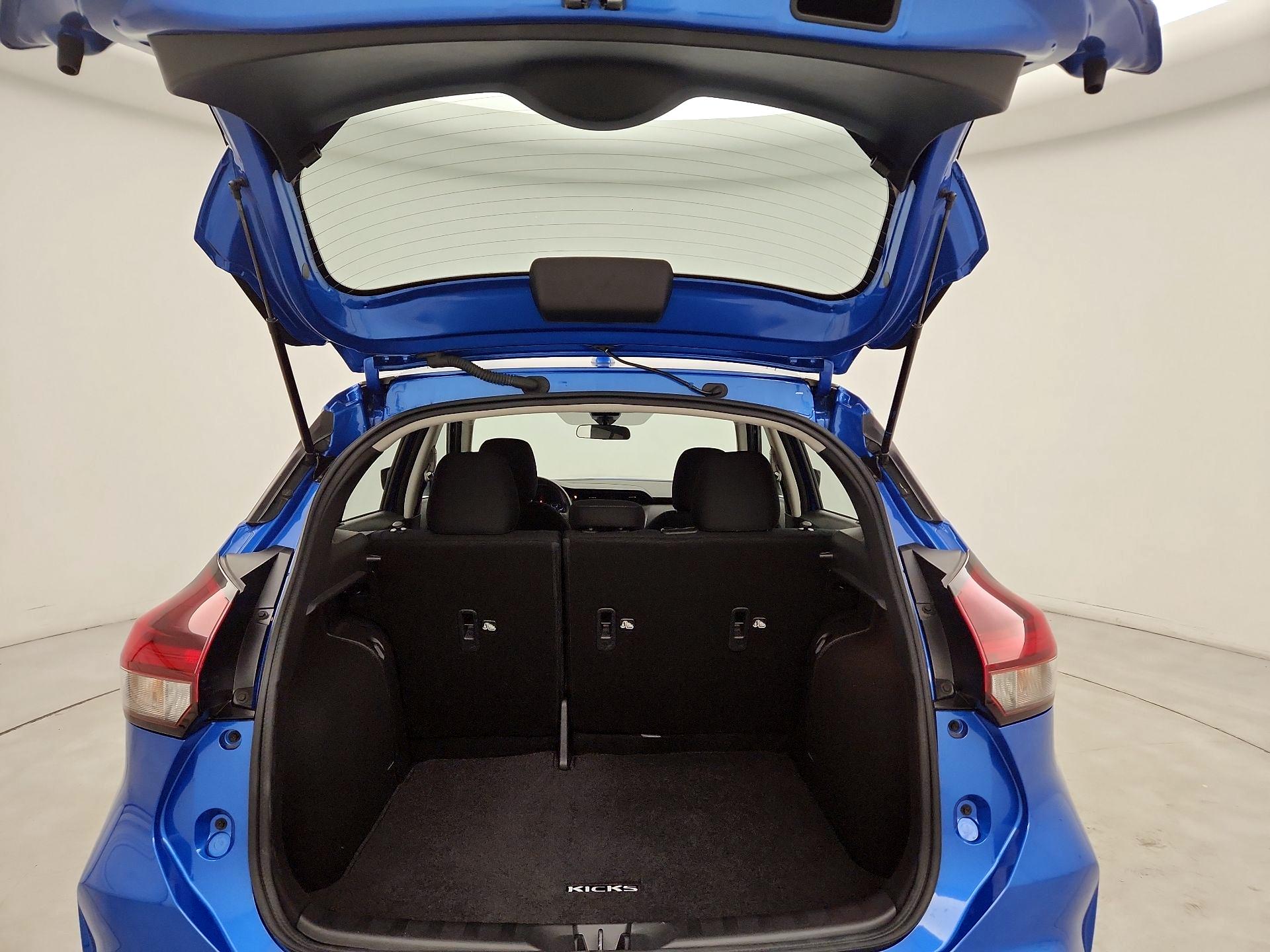 Thumbnail: 2024 Nissan Kicks - 19