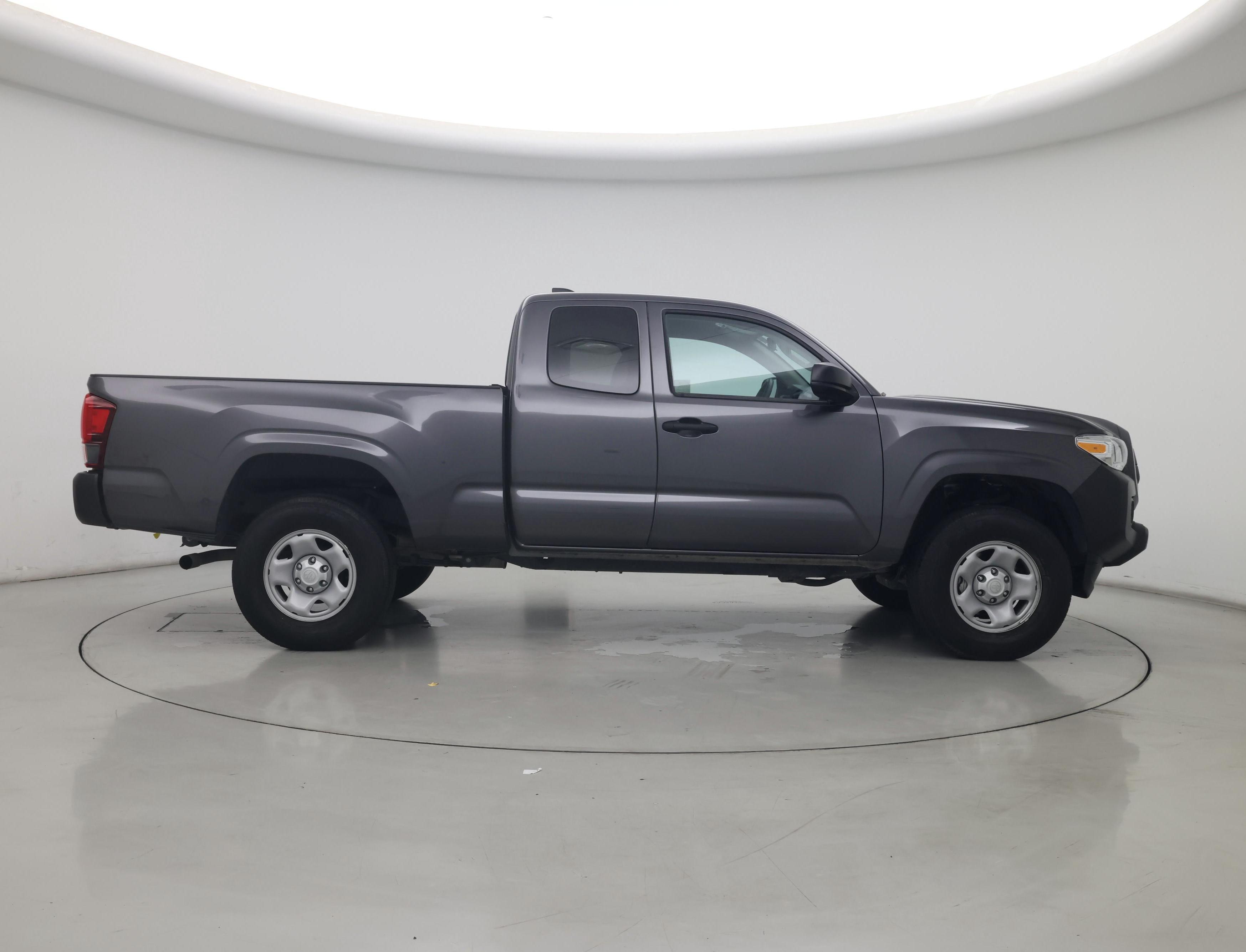Thumbnail: 2022 Toyota Tacoma - 7