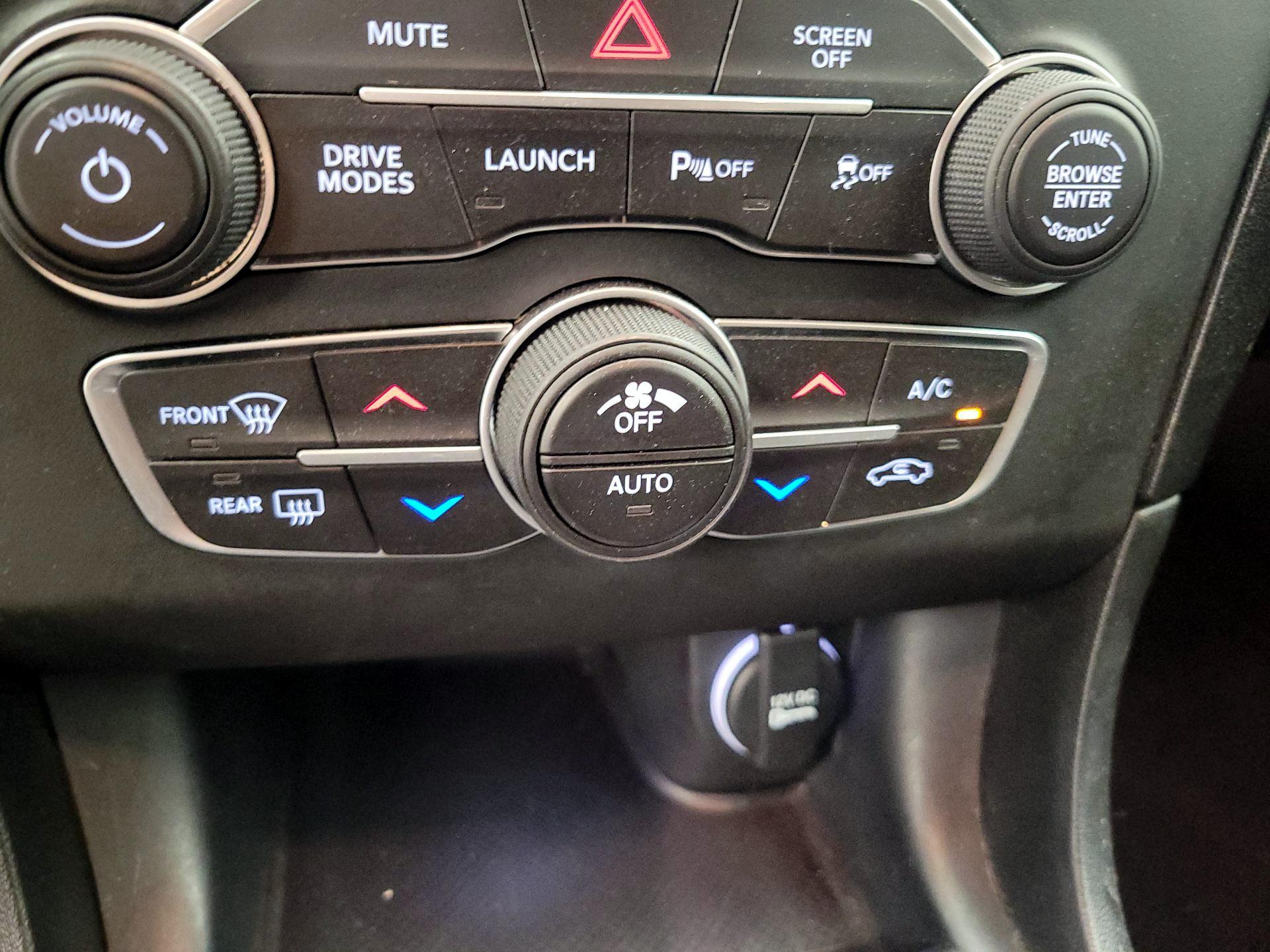 Thumbnail: 2019 Dodge Charger - 16