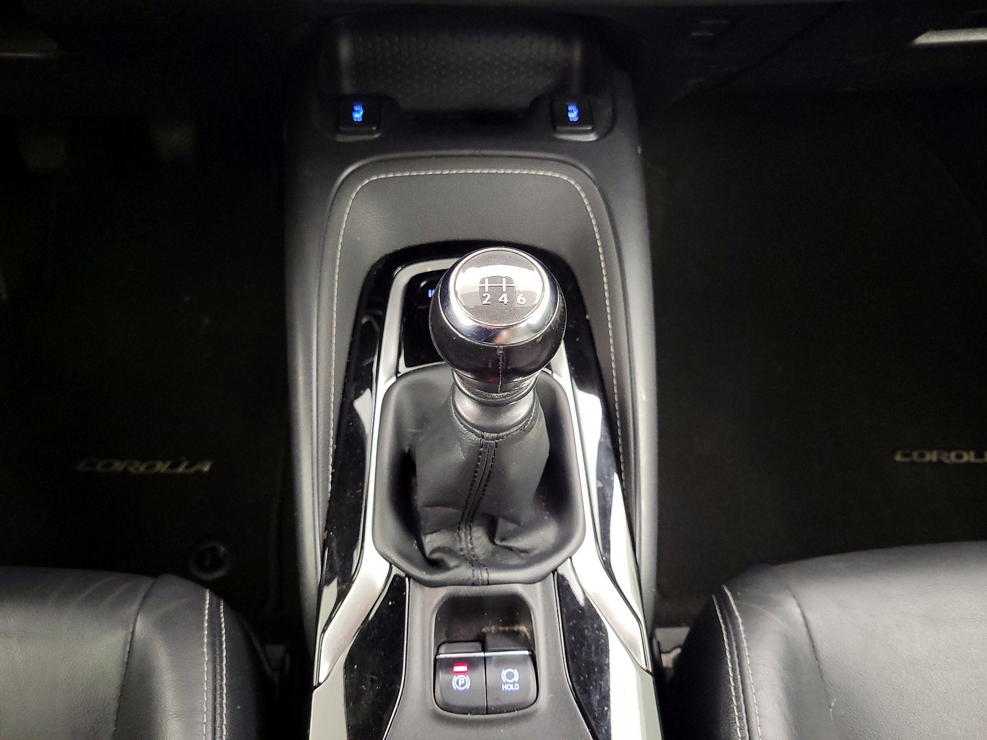 Thumbnail: 2021 Toyota Corolla - 17