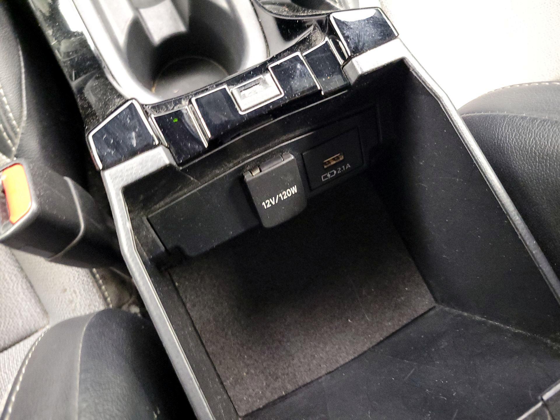 Thumbnail: 2021 Toyota Corolla - 18