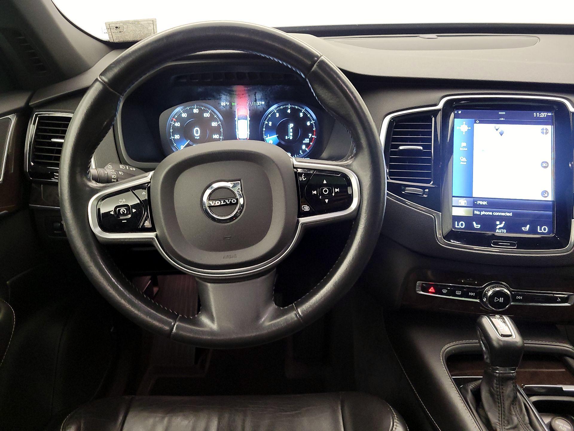 Thumbnail: 2017 Volvo XC90 - 10