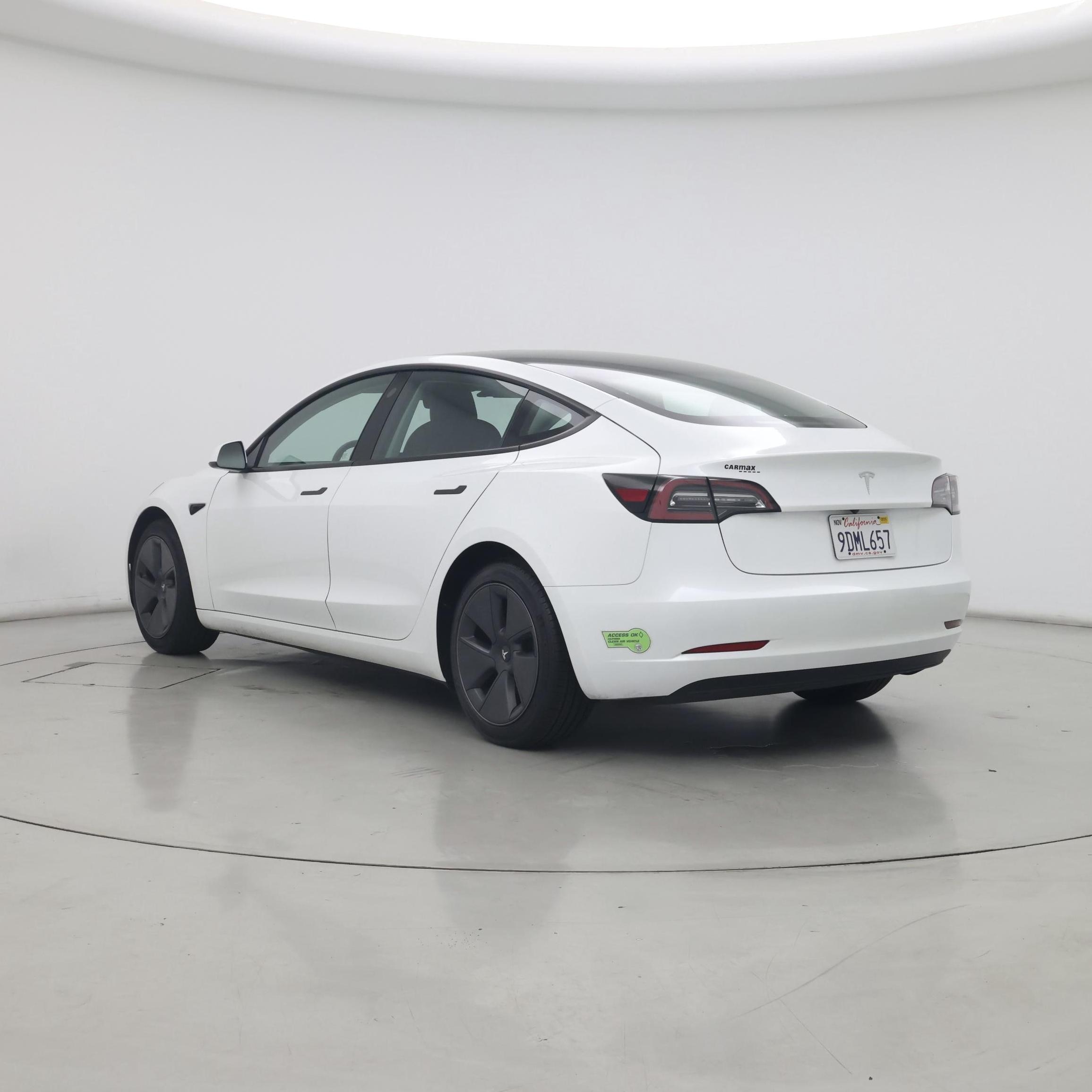 Thumbnail: 2023 Tesla Model 3 - 2