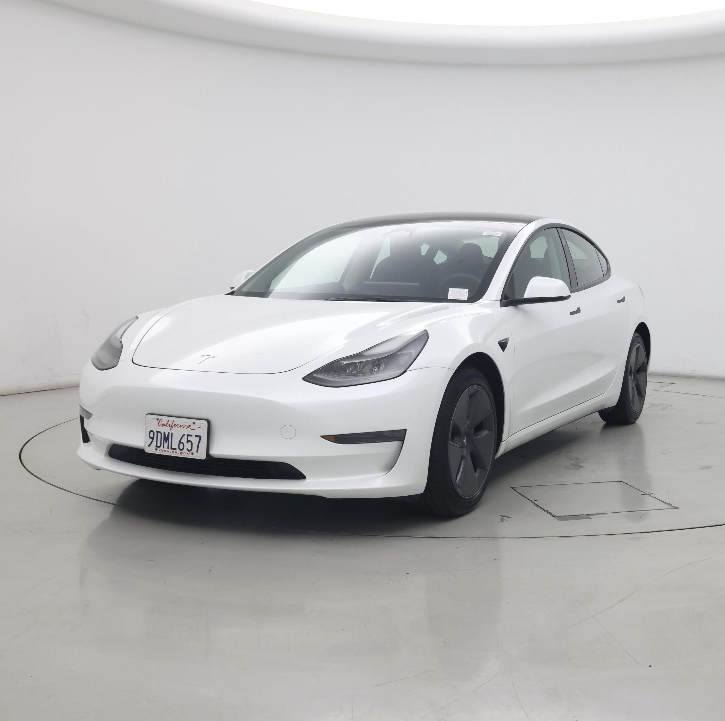 Thumbnail: 2023 Tesla Model 3 - 4