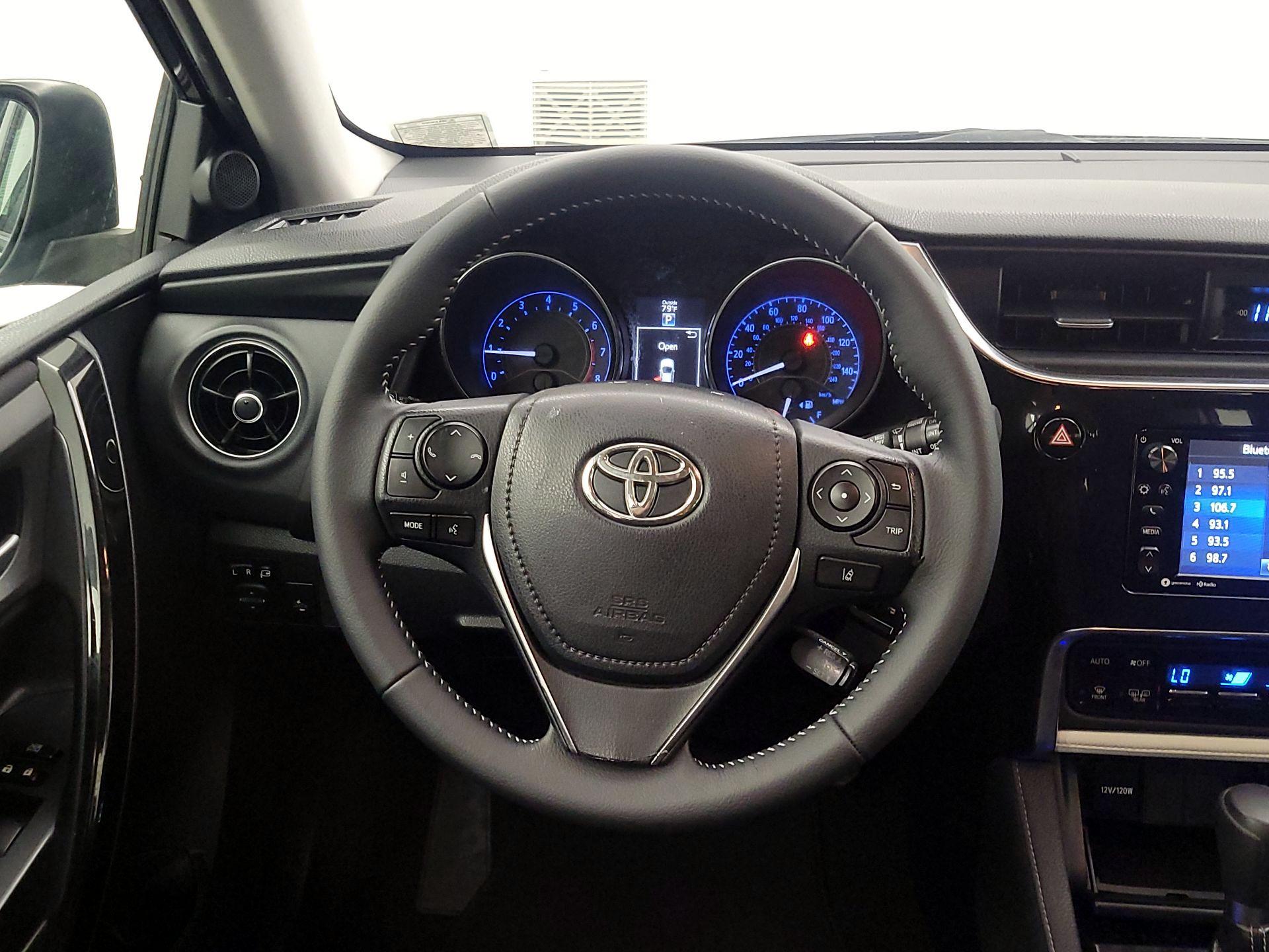 Thumbnail: 2017 Toyota Corolla iM - 10