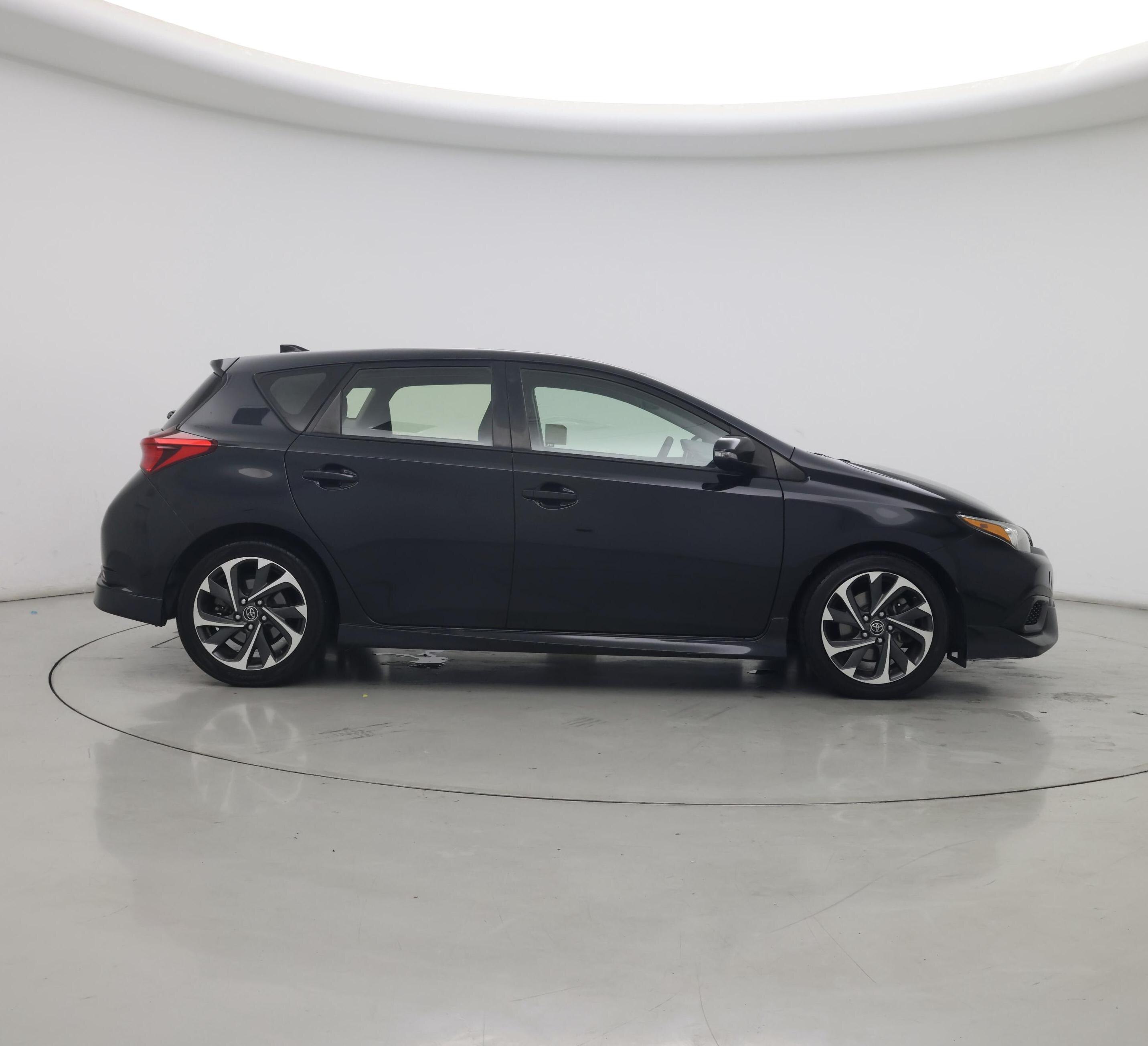 Thumbnail: 2017 Toyota Corolla iM - 7