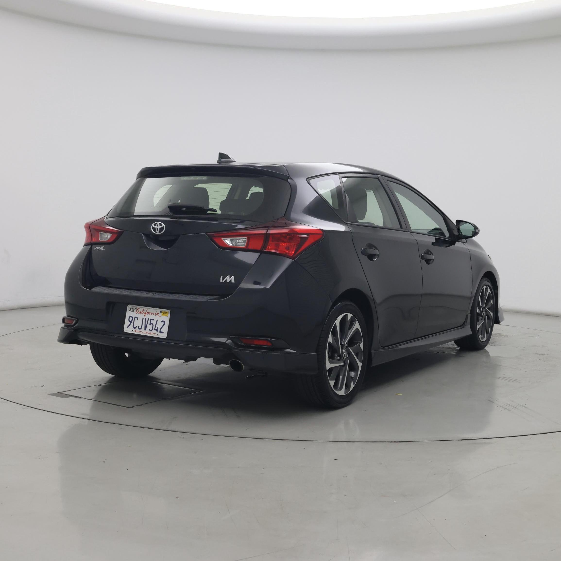 Thumbnail: 2017 Toyota Corolla iM - 8