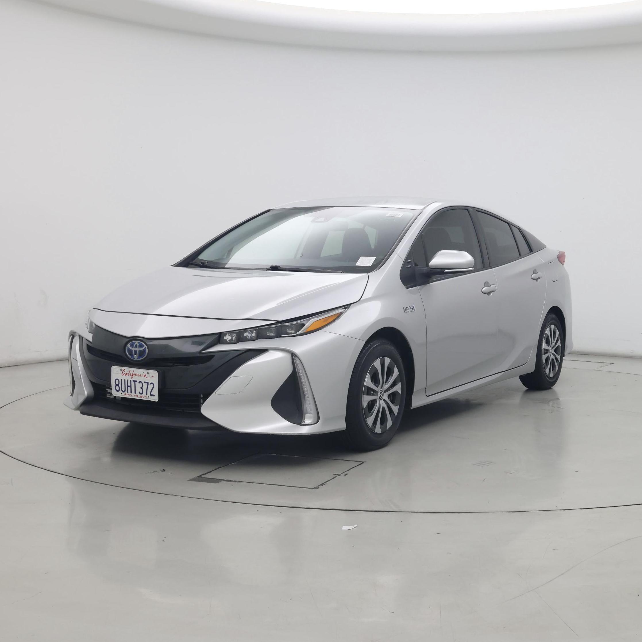 Thumbnail: 2017 Toyota Prius Prime - 4