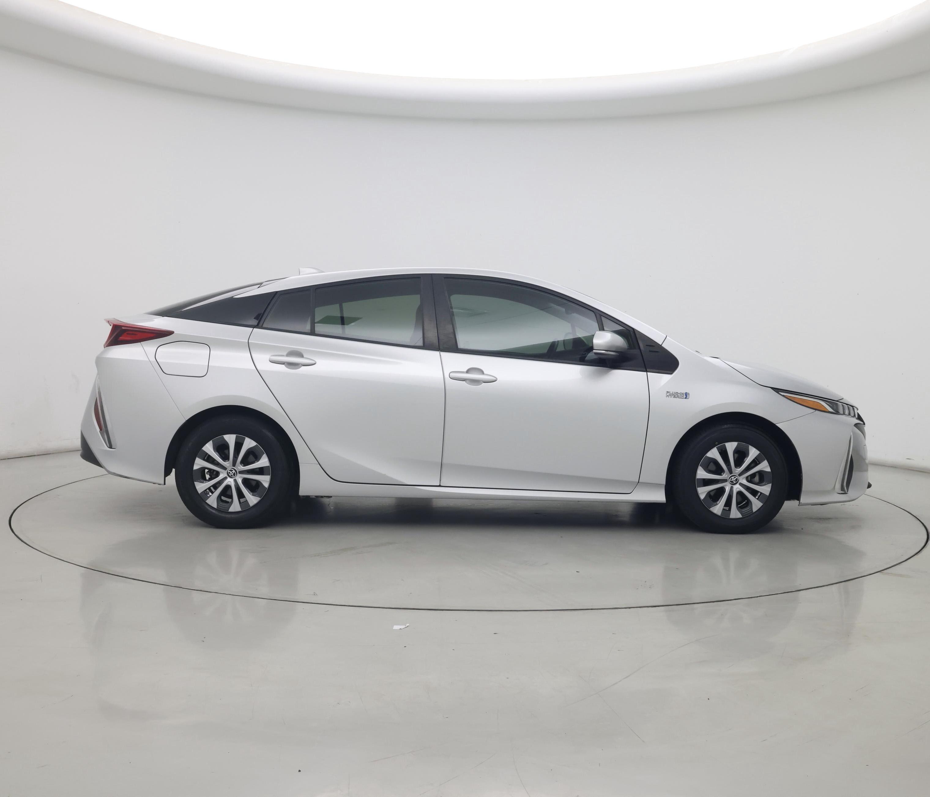 Thumbnail: 2017 Toyota Prius Prime - 7
