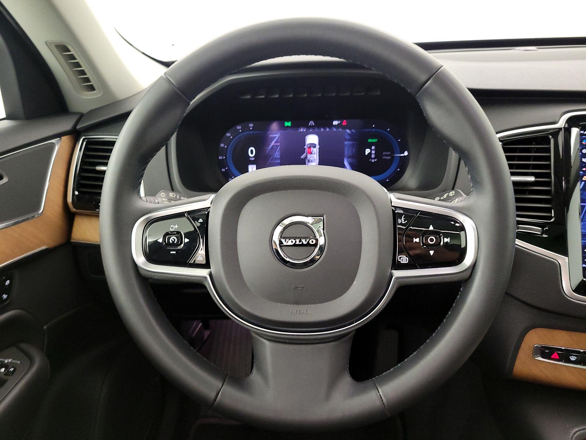 Thumbnail: 2024 Volvo XC90 - 10