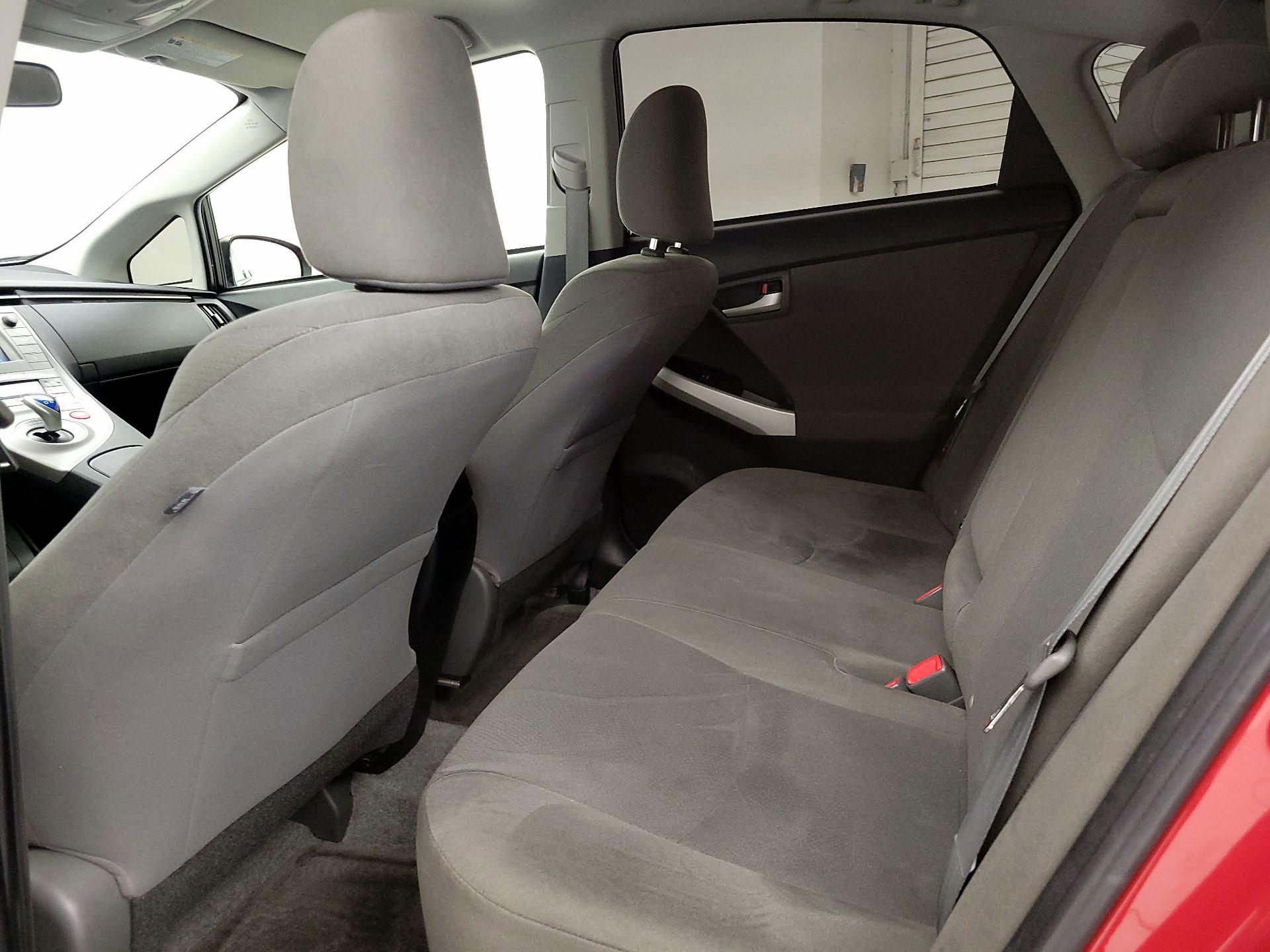 Thumbnail: 2015 Toyota Prius - 19