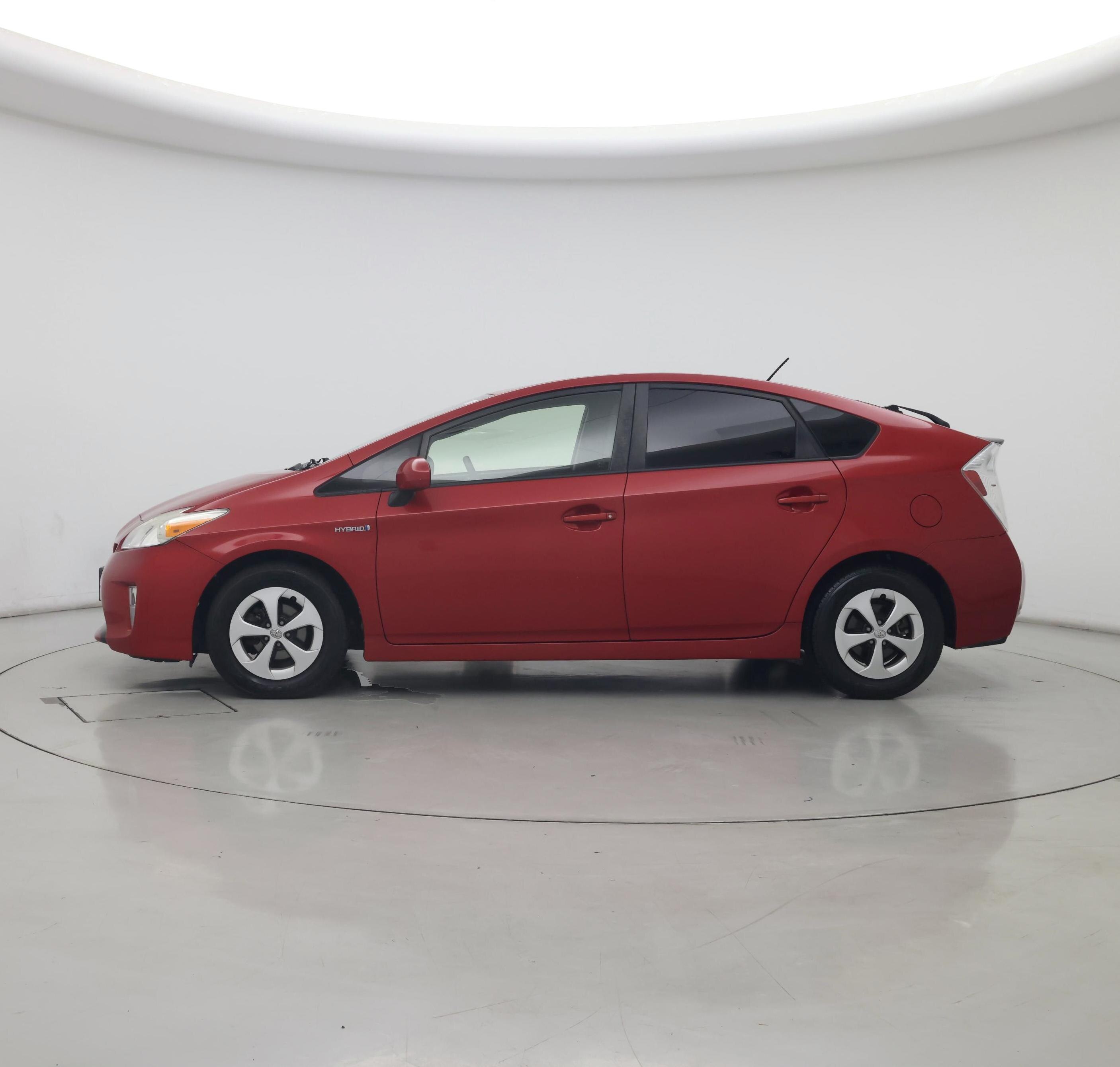 Thumbnail: 2015 Toyota Prius - 3