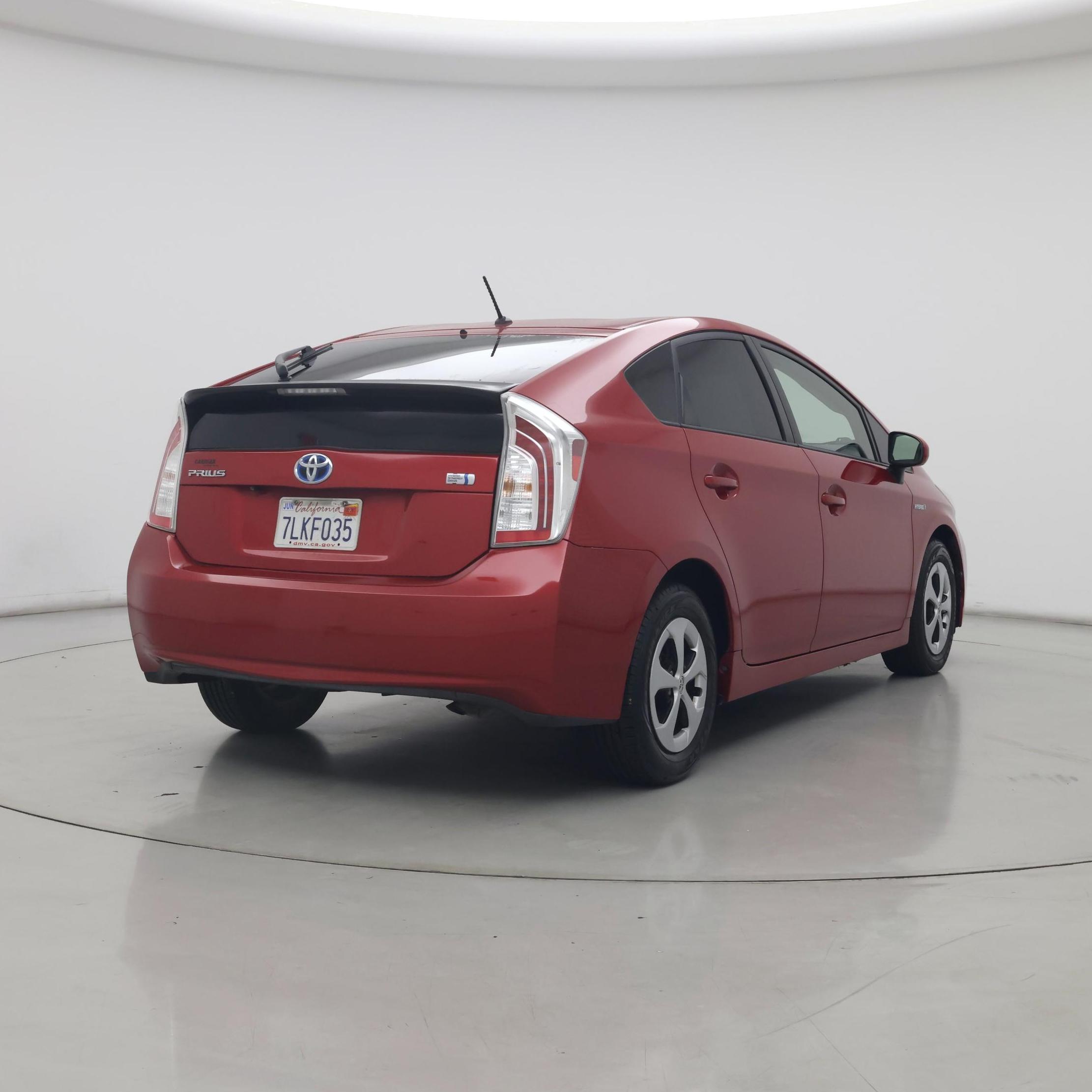 Thumbnail: 2015 Toyota Prius - 8