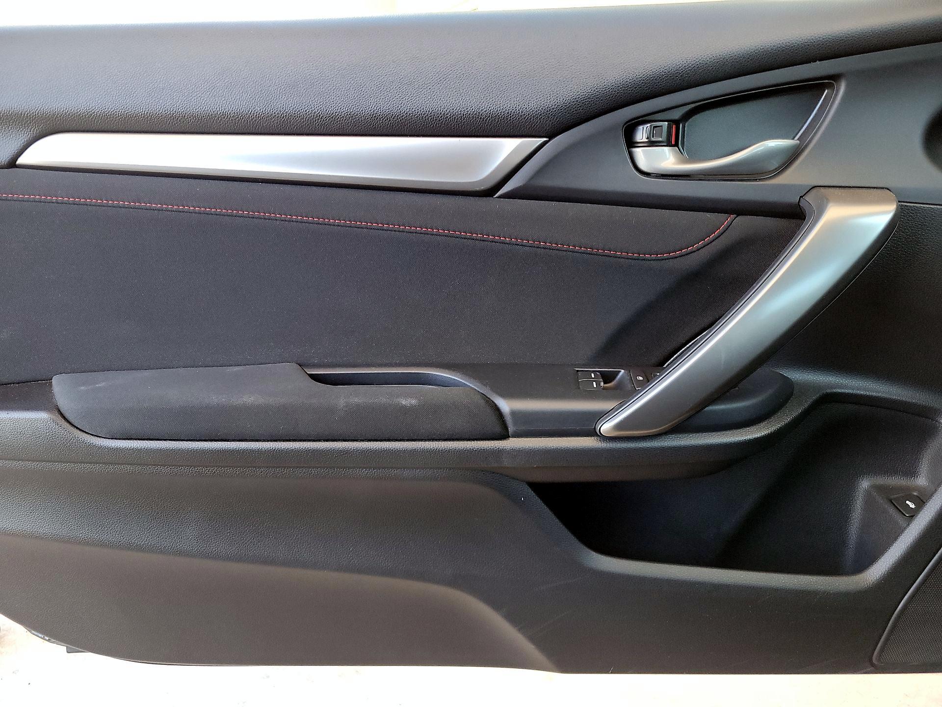 Thumbnail: 2019 Honda Civic - 10