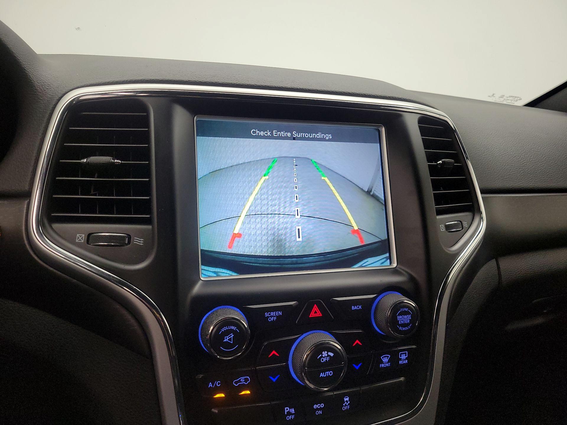 Thumbnail: 2015 Jeep Grand Cherokee - 14