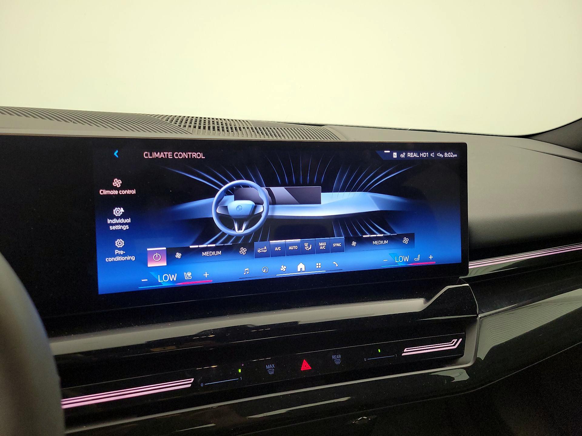 Thumbnail: 2024 BMW 5 Series - 16