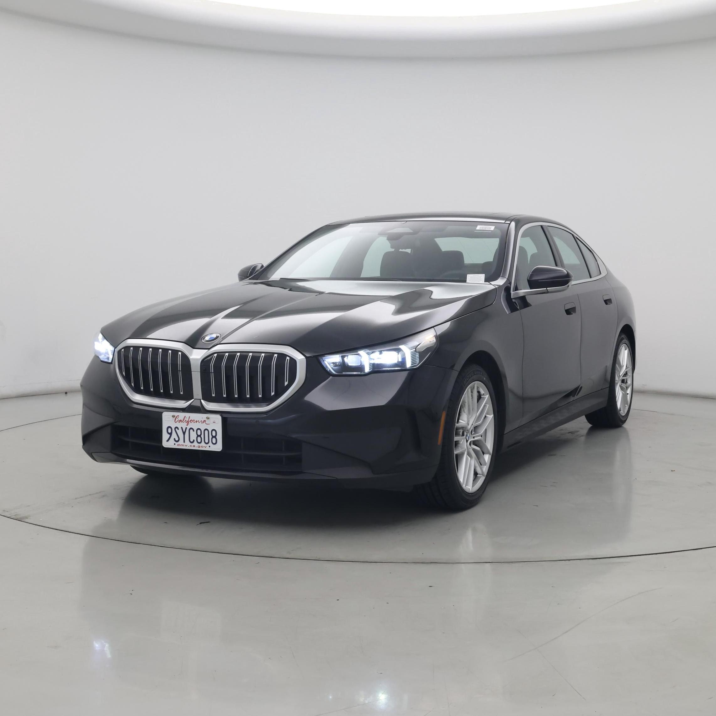 Thumbnail: 2024 BMW 5 Series - 4