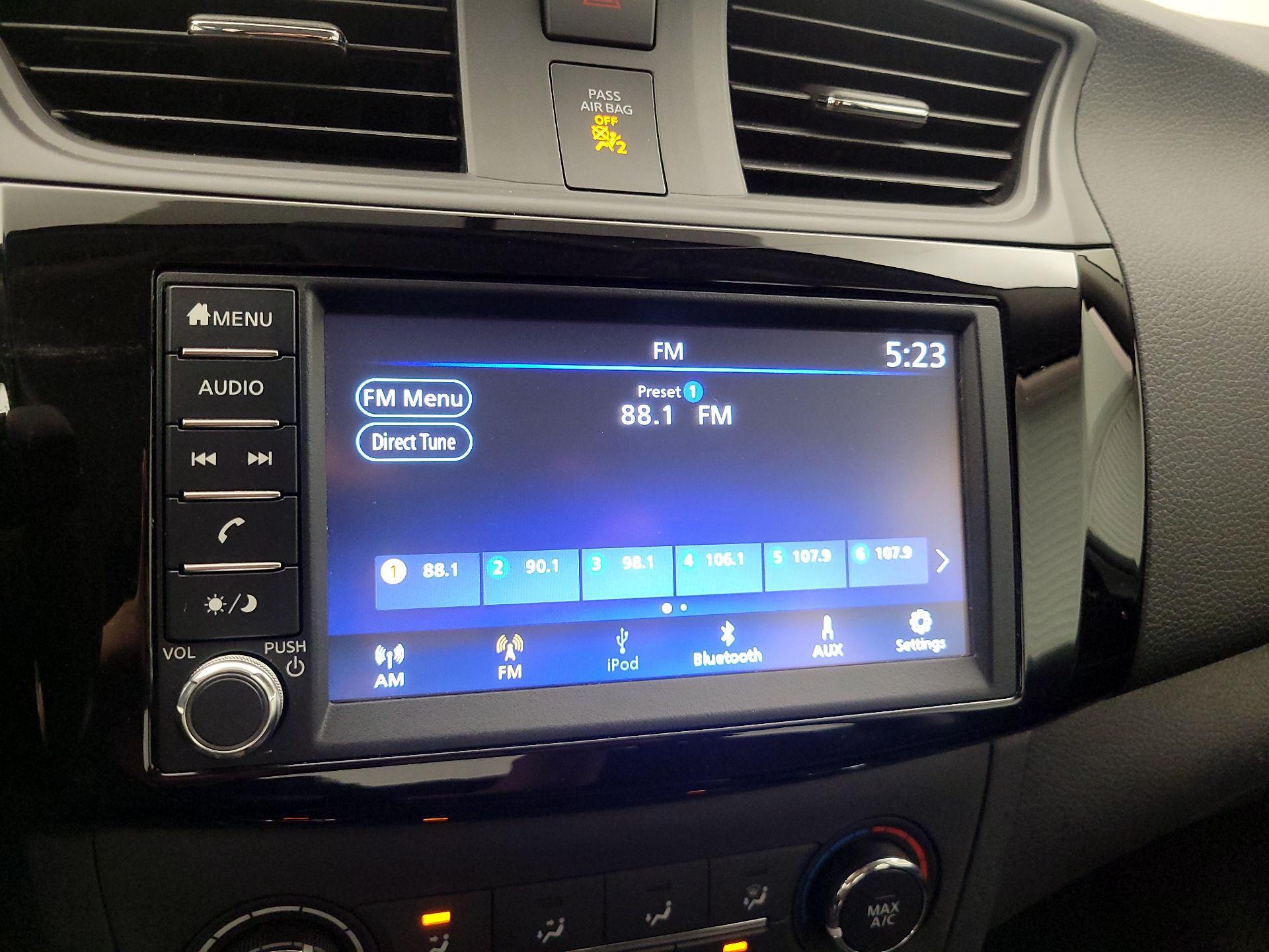Thumbnail: 2019 Nissan Sentra - 15