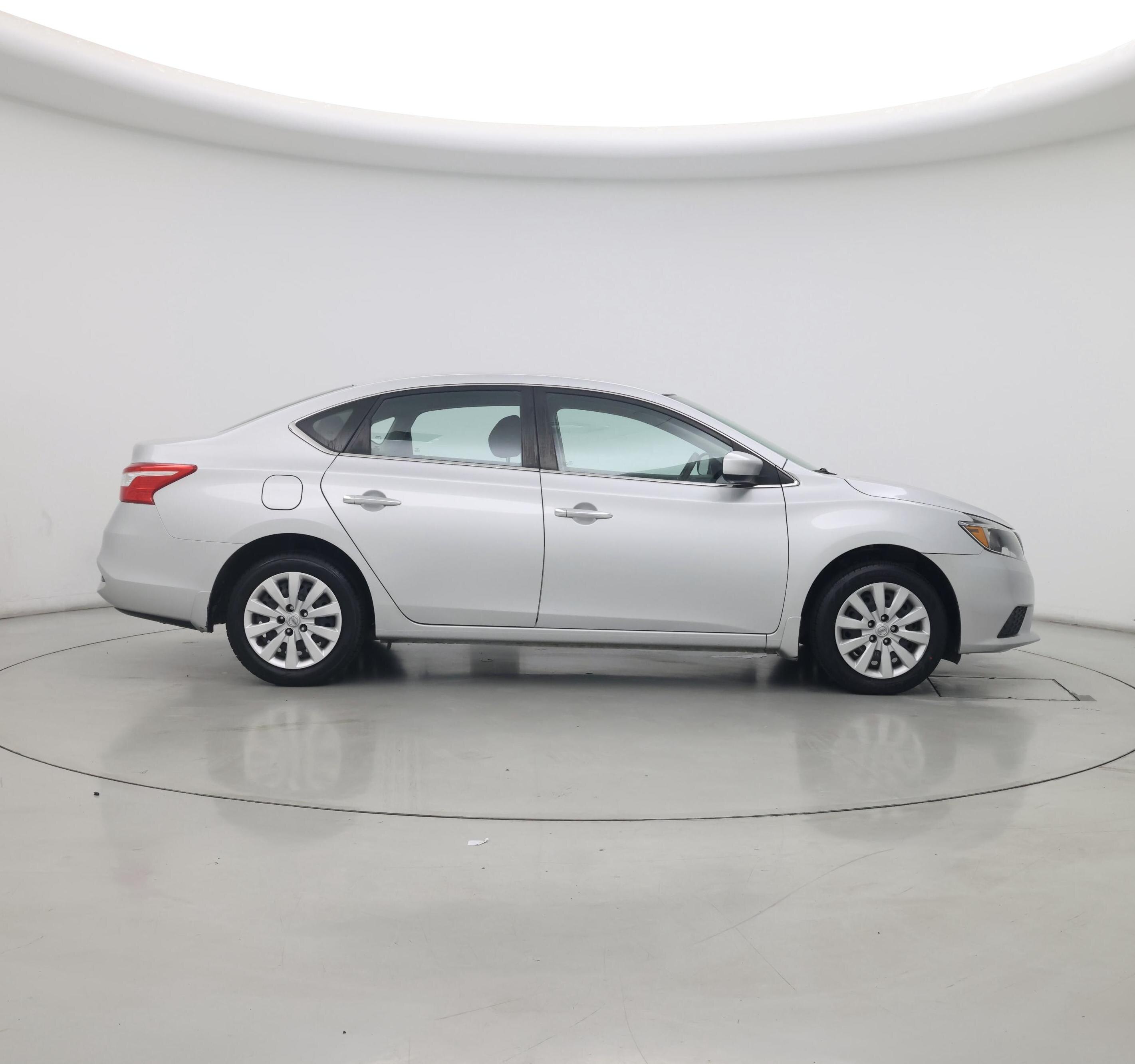 Thumbnail: 2019 Nissan Sentra - 7