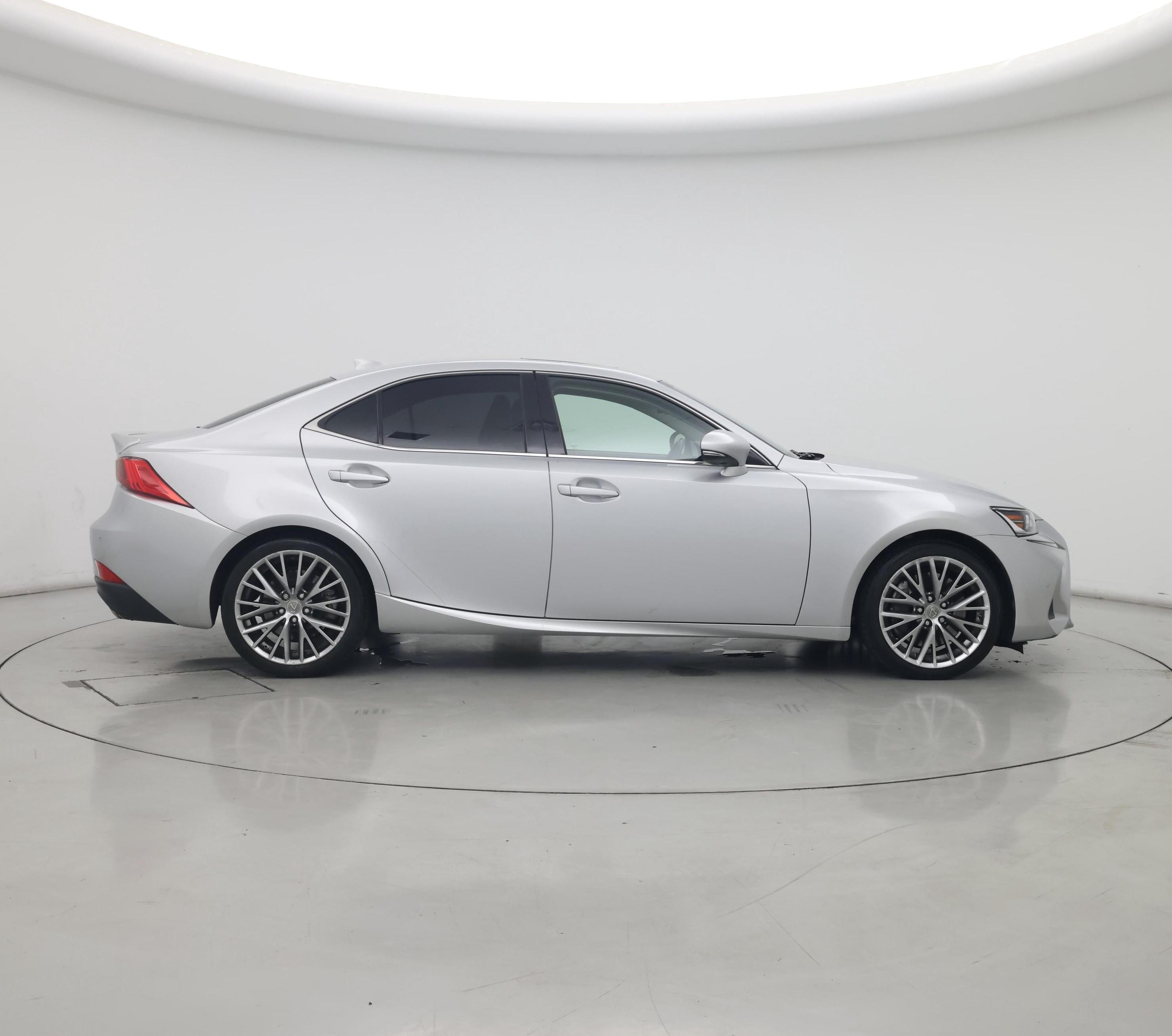 Thumbnail: 2018 Lexus IS - 7