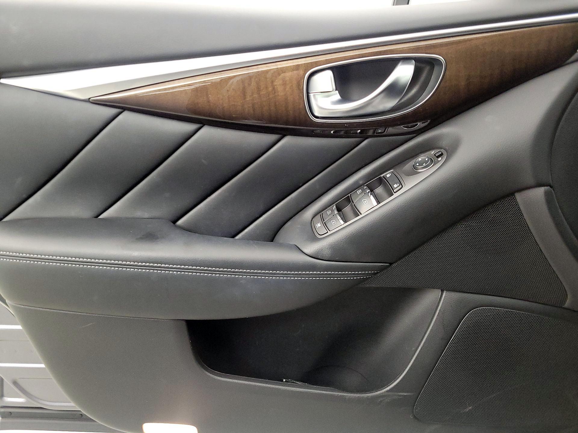 Thumbnail: 2019 INFINITI Q50 - 12