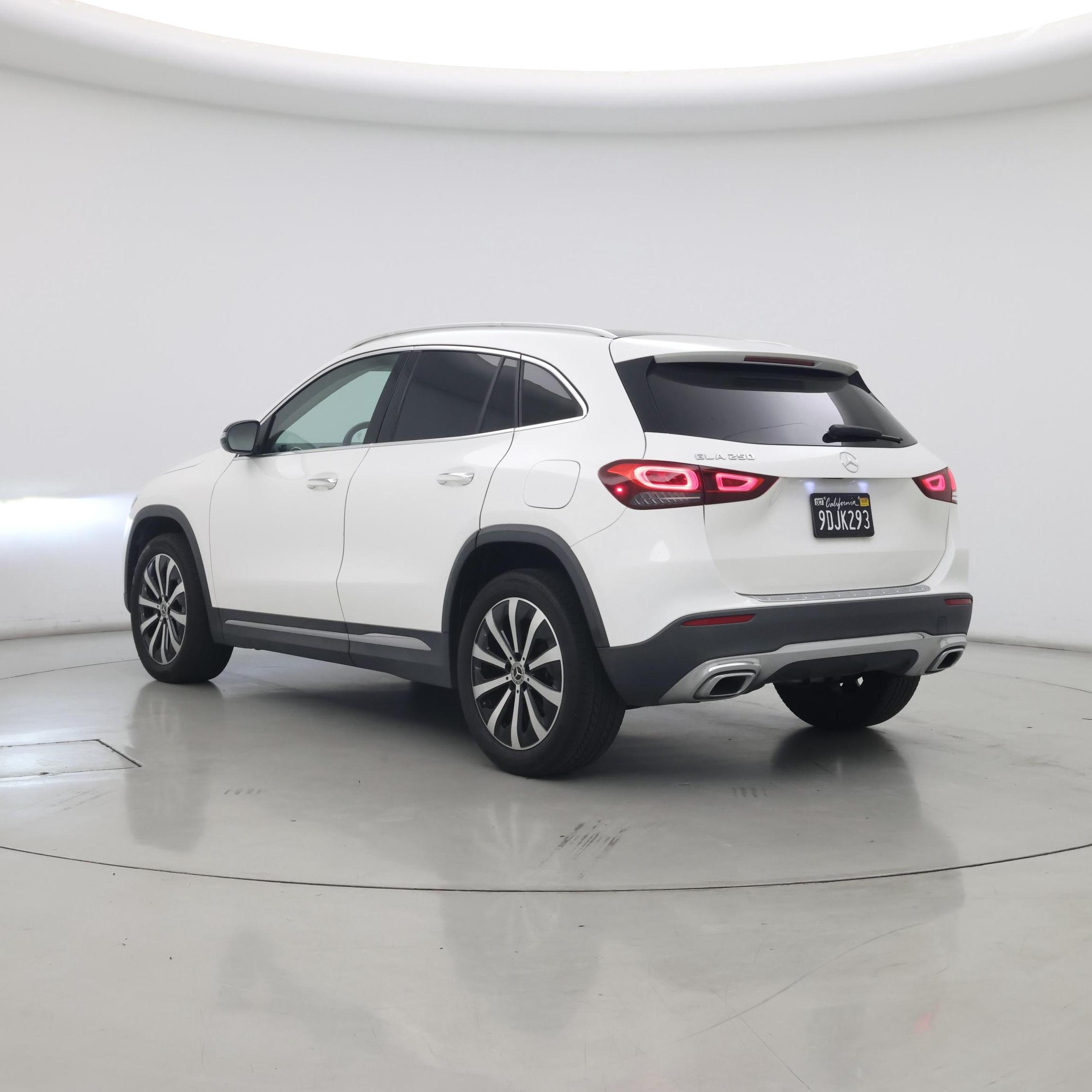 Thumbnail: 2023 Mercedes-Benz GLA - 2