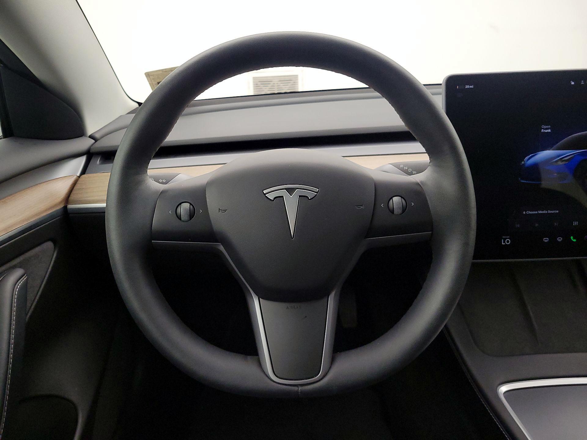 Thumbnail: 2022 Tesla Model 3 - 10