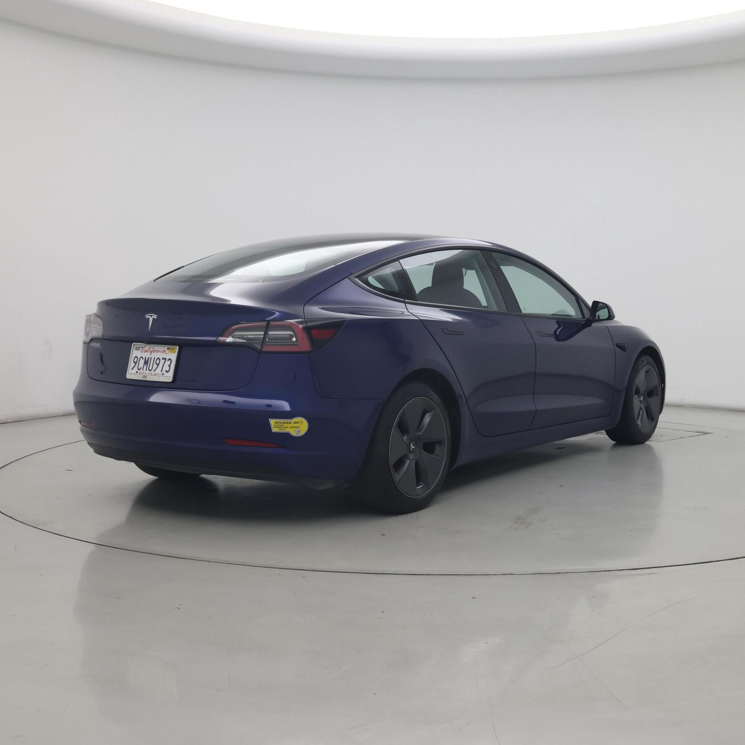 Thumbnail: 2022 Tesla Model 3 - 8